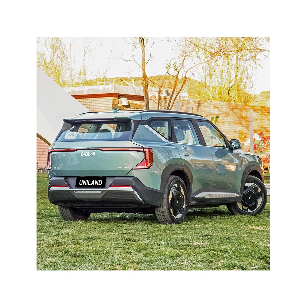 EV5 KIA 5 Seats Electric 530KM 2WD 4WD WAVE Land Air Light Car Sales High Speed Motor Cars Made in China