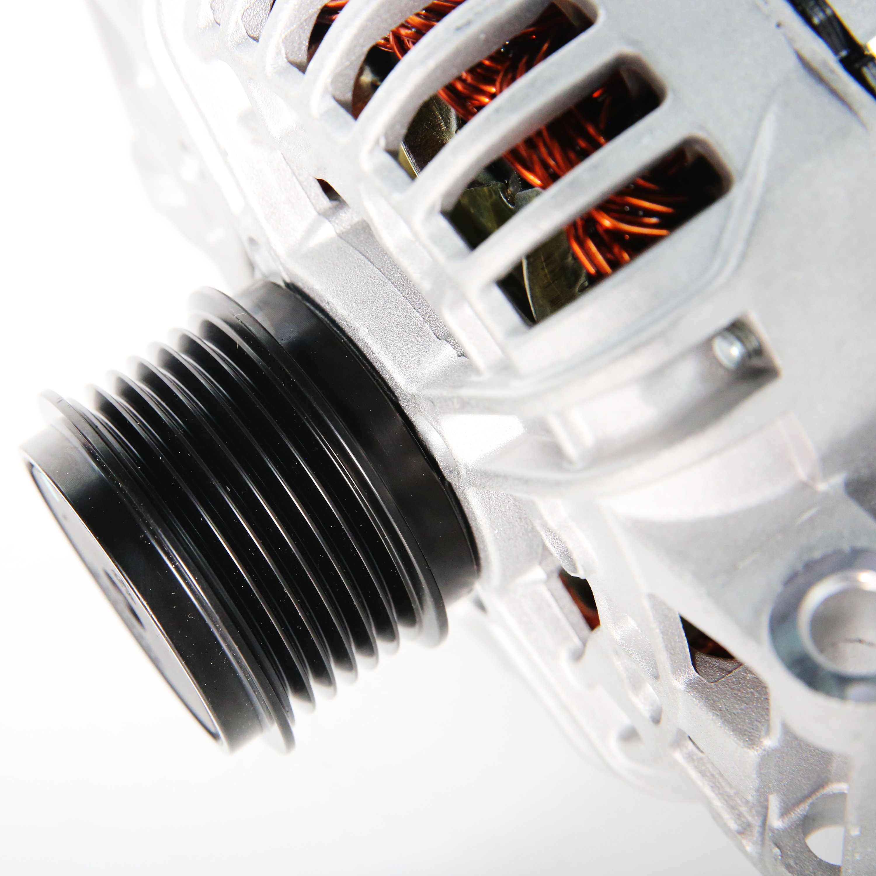 Factory Price Car Engine Parts Alternator Generator for Audi 06H 903 016 L Auto Parts Car Alternator