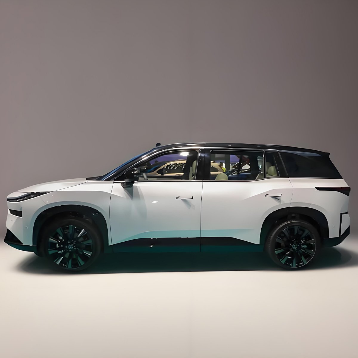 2025 Toyota BZ3X EV PRO 5-Door SUV 5-Seater High-Speed New Energy Car with Long Range Electric Fuel Pre-Order for Sale