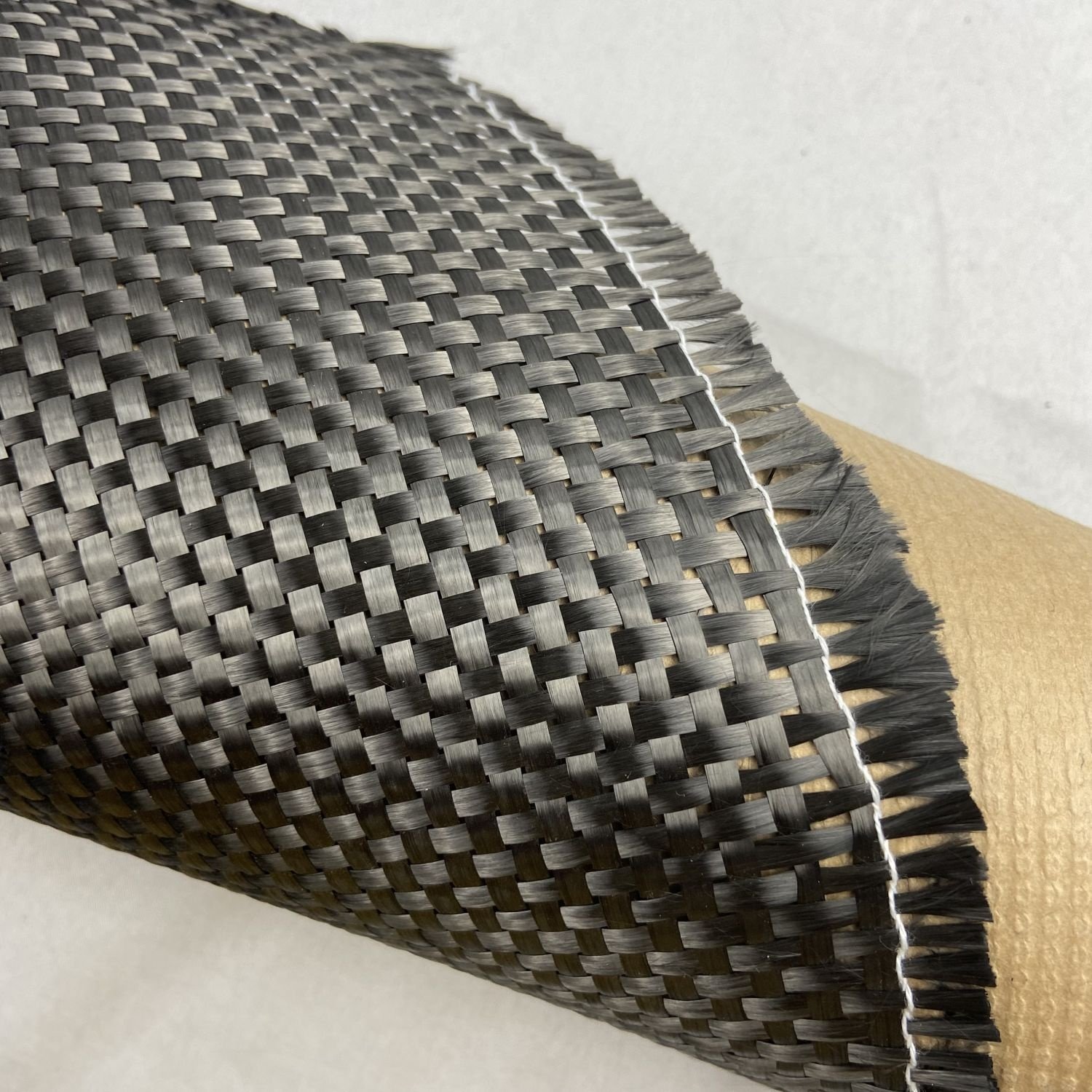 Higher Chemical Resistance 12K 600gsm Plain or 2x2 Twill Weave Fabric Carbon Fiber Cloth for Alternative Energy
