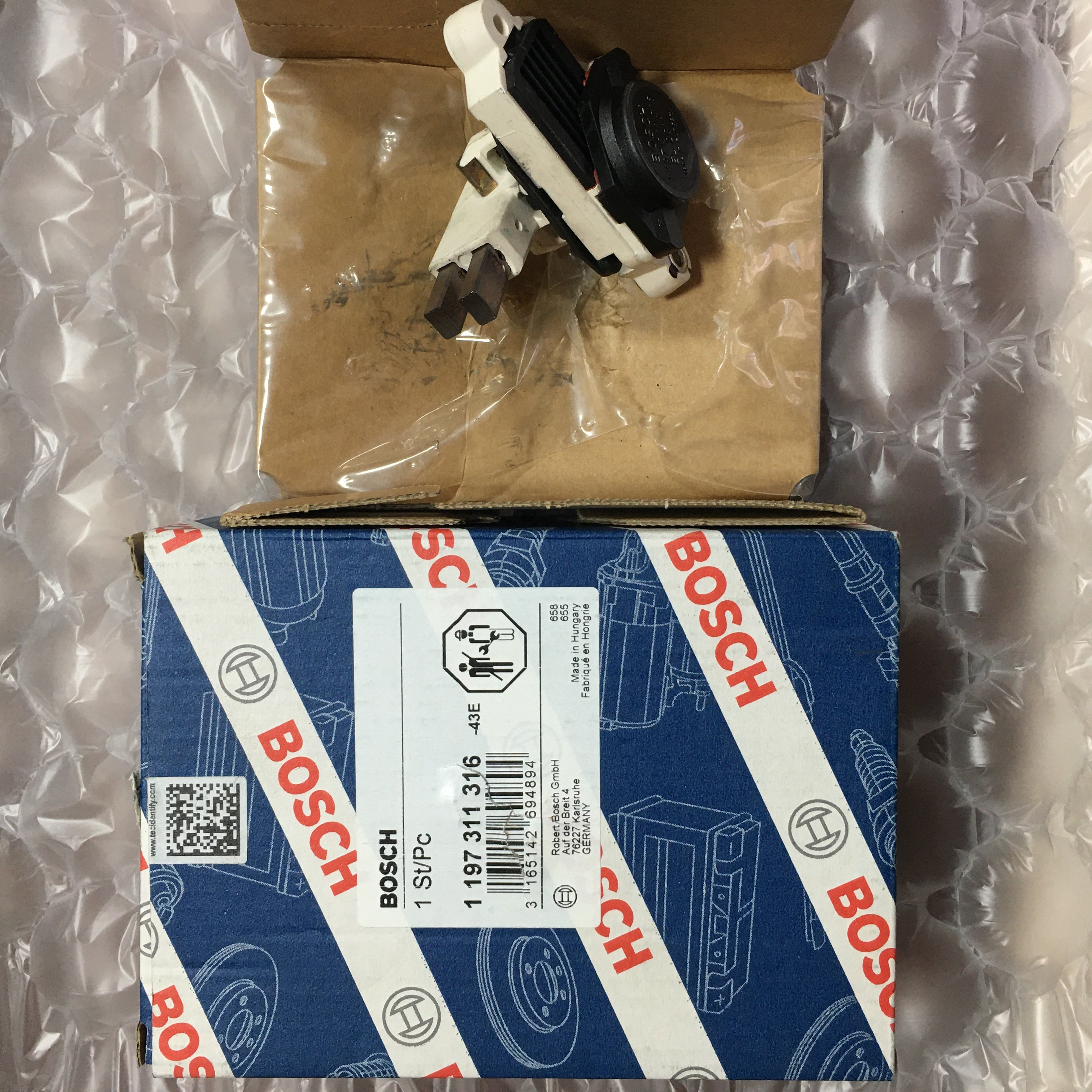 24V ORIGINAL REGULATOR 1197311316 067115 1622284 698672 ALTERNATOR PARTS VOLTAGE REGULATOR for DAF