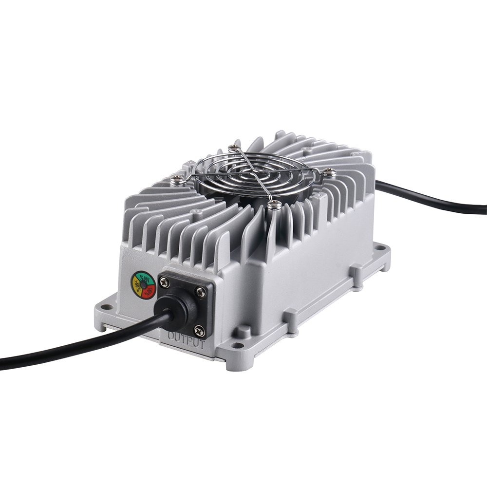Marine Lithium 24V 10A 29.4V IP 67 Waterproof Battery Charger for Boat's Trolling Motor