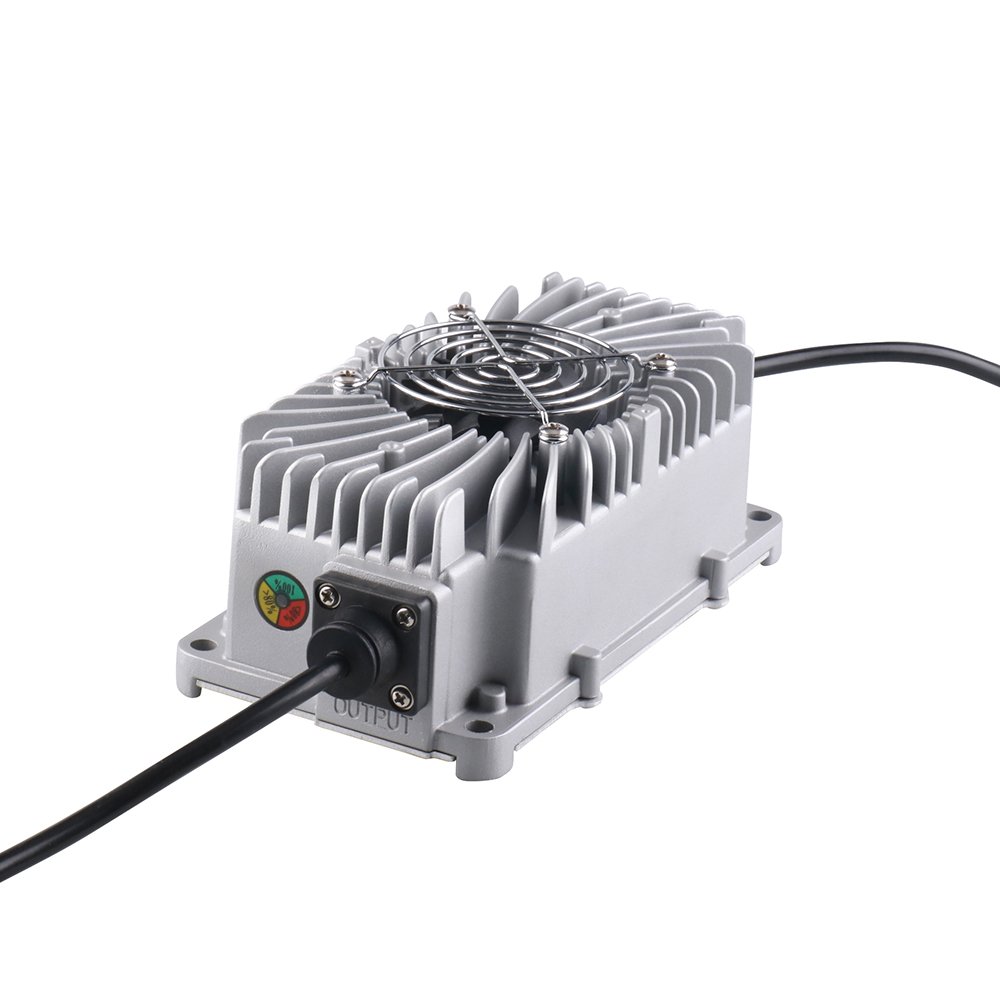 Marine Lithium 24V 10A 29.4V IP 67 Waterproof Battery Charger for Boat's Trolling Motor
