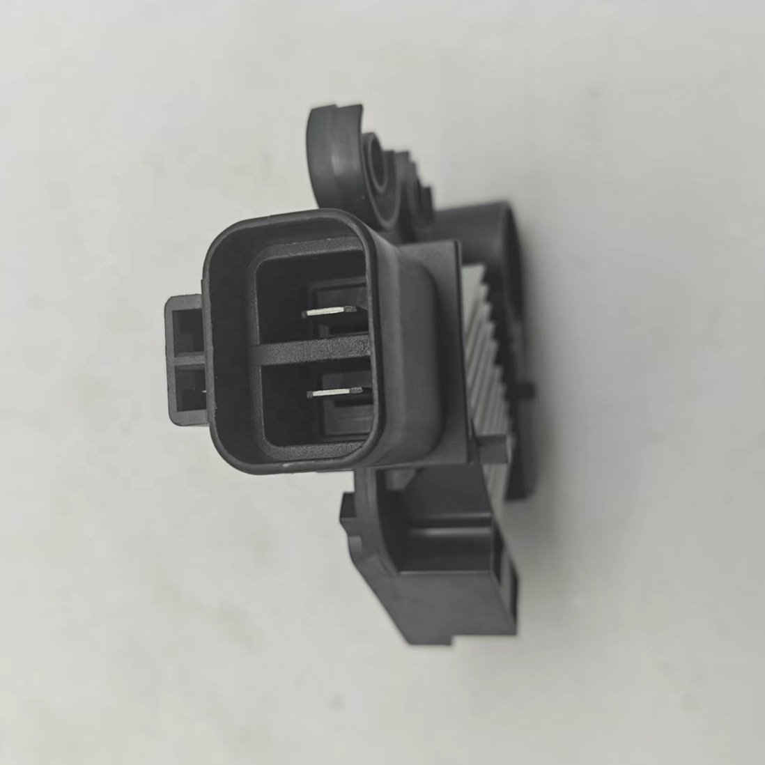 High Quality Auto Electrical Systems Voltage Regulator Alternator 373702B250 37370-2B250 for Hyundai Kia Cars