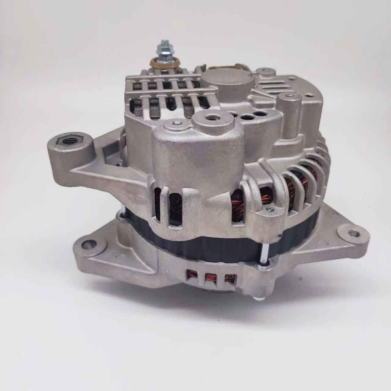 Engine Parts Car Alternator for MITSUBISHI PAJERO V43 MD313395 MD350608 MD350608 A3TA0791 M313395D 13692