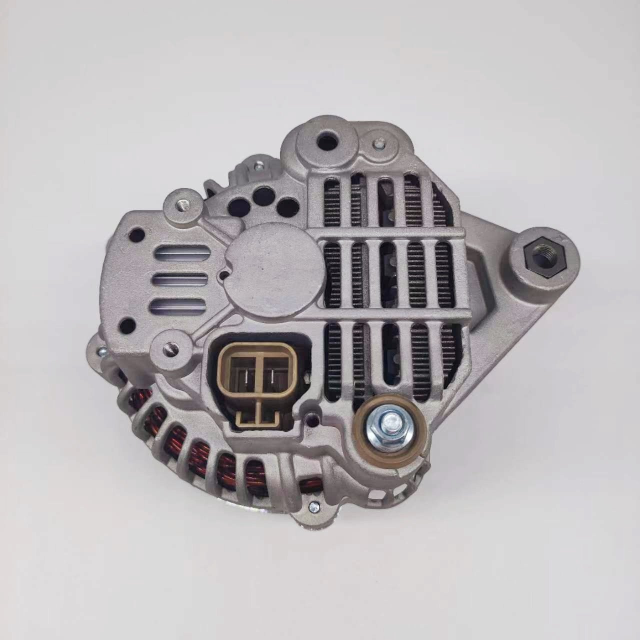 Engine Parts Car Alternator for MITSUBISHI PAJERO V43 MD313395 MD350608 MD350608 A3TA0791 M313395D 13692