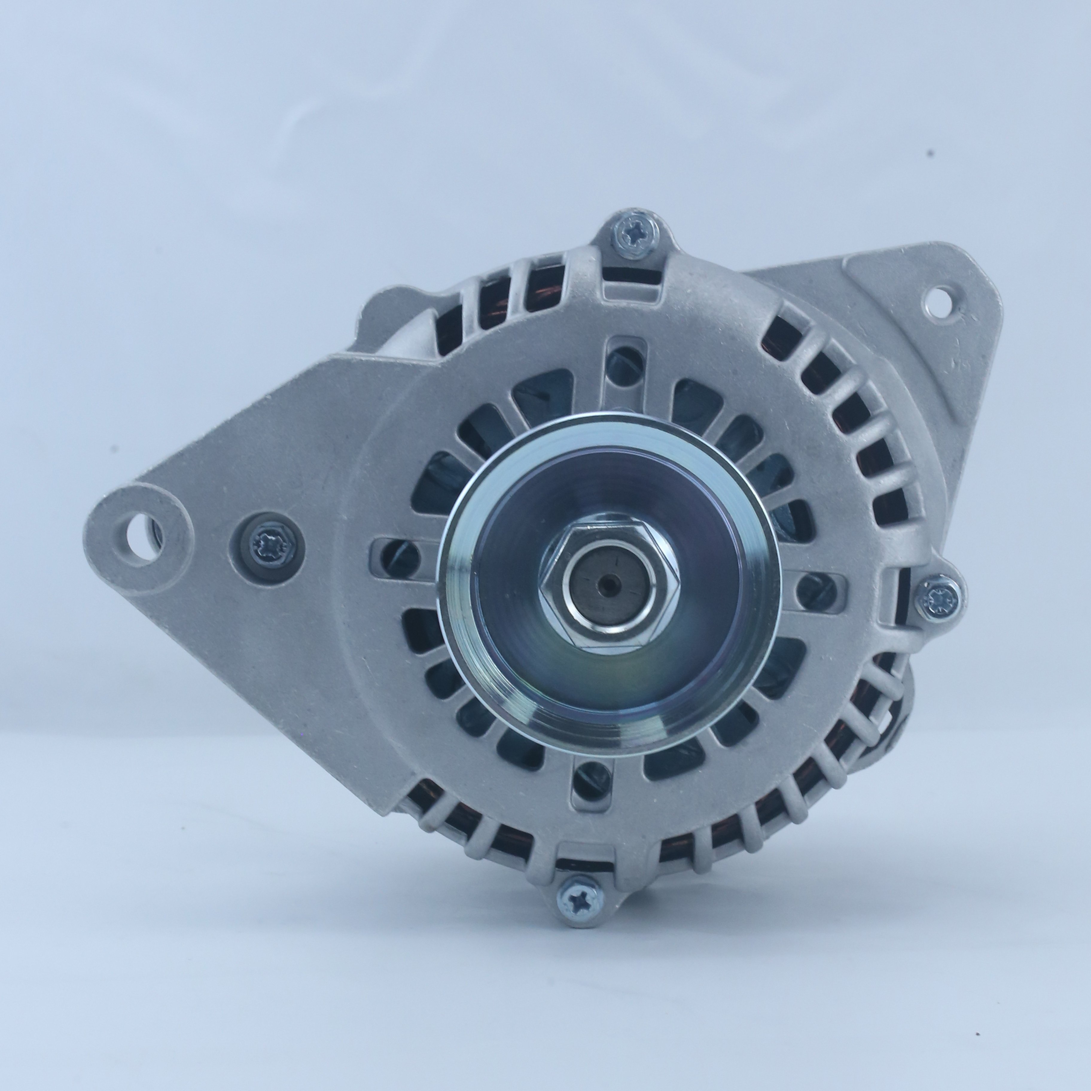 Cheap Factory Price Car Alternator for Mitsubishi Pajero III 00-05 MD341353 A003TA7291 23990N