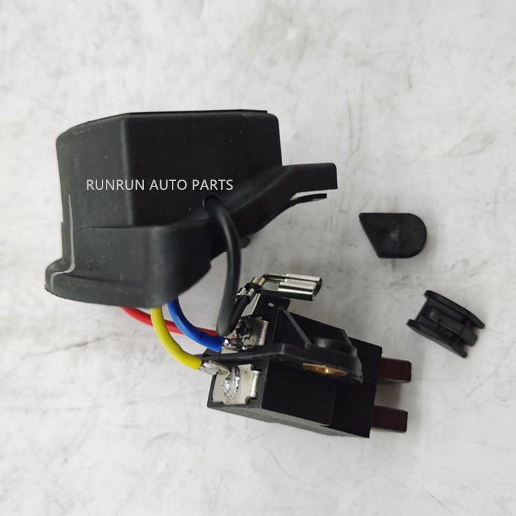 24V Auto Parts Car Alternator Voltage Regulator for Volvo IP129B 1089451 IP129B
