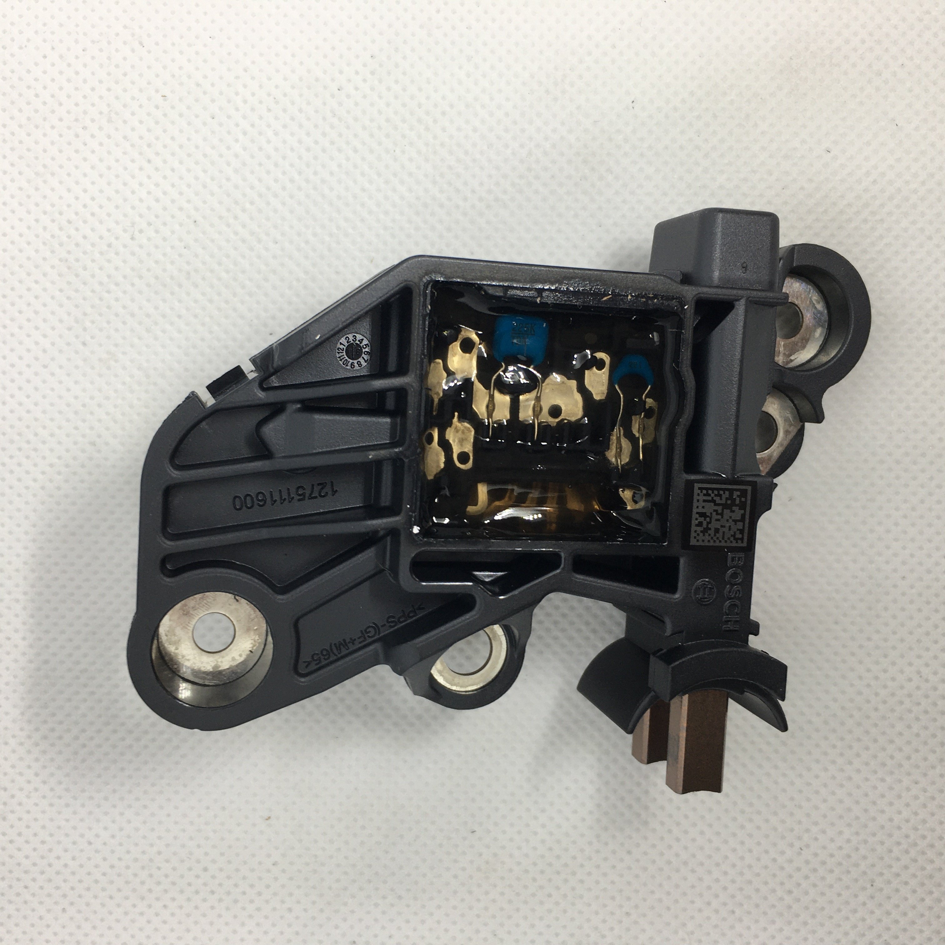 FOR BOSCH 12V ORIGINAL ALTERNATOR CAR PARTS REGULATOR F00M346112 0272220818 VR1 LIN ORIGINAL REGULATOR for BYD S6/HAVAL H9