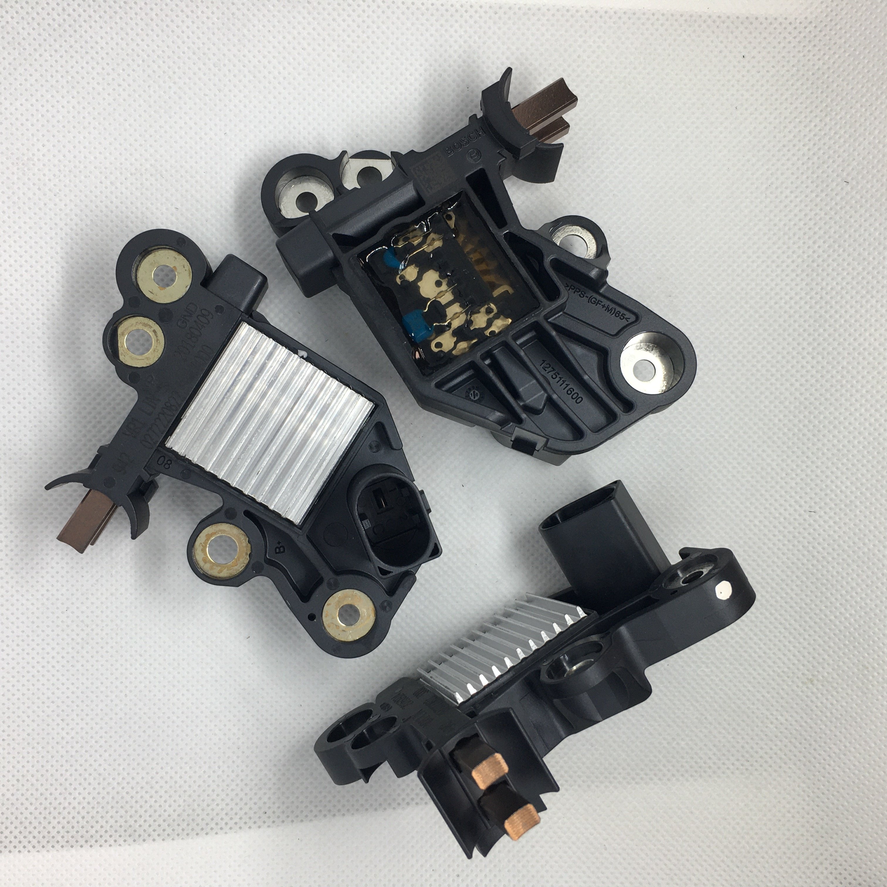 FOR BOSCH 12V ORIGINAL ALTERNATOR CAR PARTS REGULATOR F00M346112 0272220818 VR1 LIN ORIGINAL REGULATOR for BYD S6/HAVAL H9
