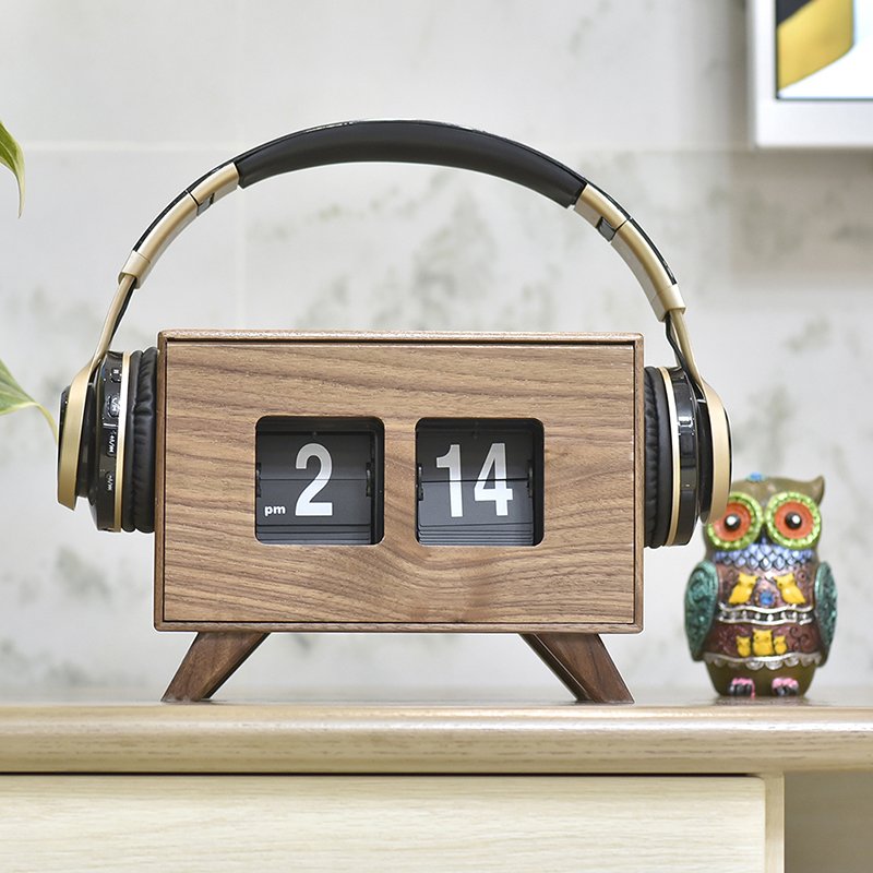 BOBO BIRD Antique Walnut Wood Wooden Clock Square Design Auto Turn Page Electronic Calendar Desk Watch Battery Gift Ornament