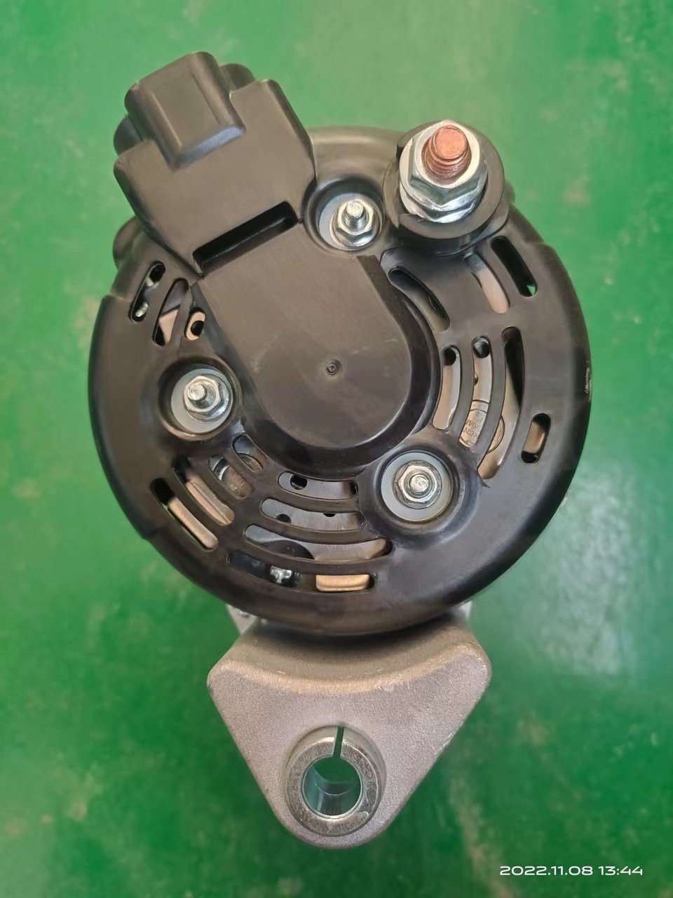 Auto Parts 112V 100A Alternator for ISUZU D-Max 3.0 OE 1042109030 8973697160 8973697161