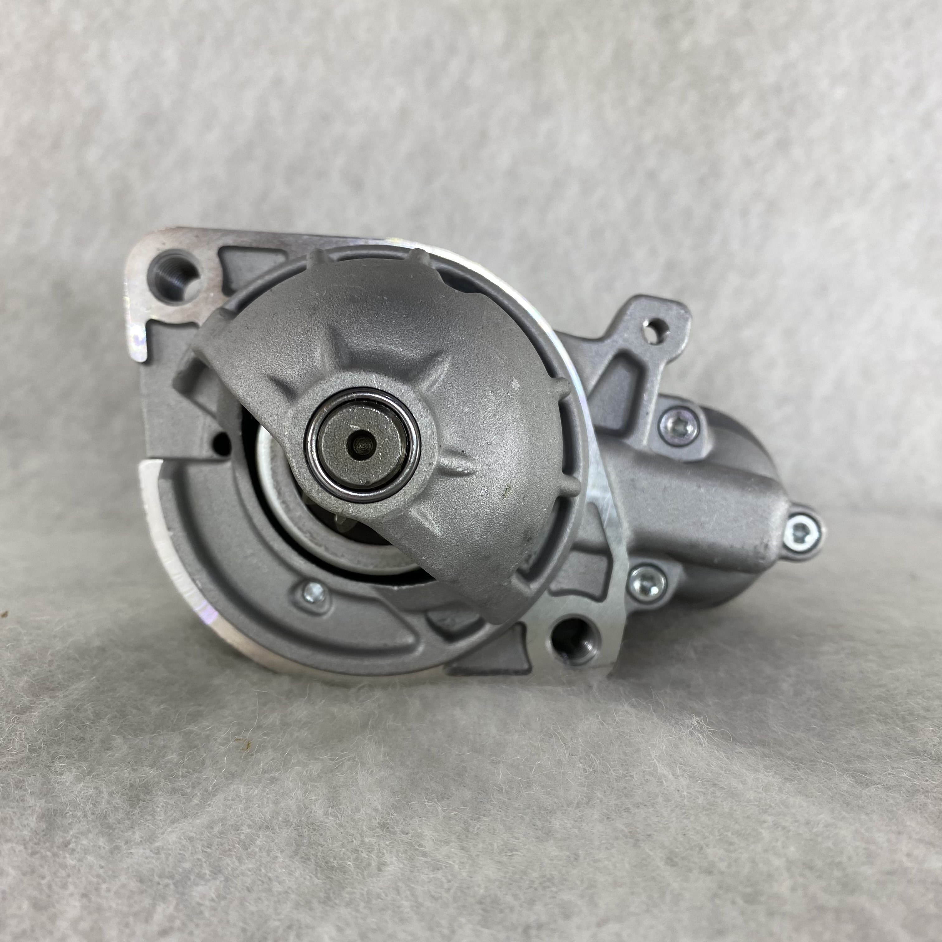 New 12V Starter Motor for BENZ C300 CLS300 E300 E350 E500 Models 0061515901 6361510301 12T Version