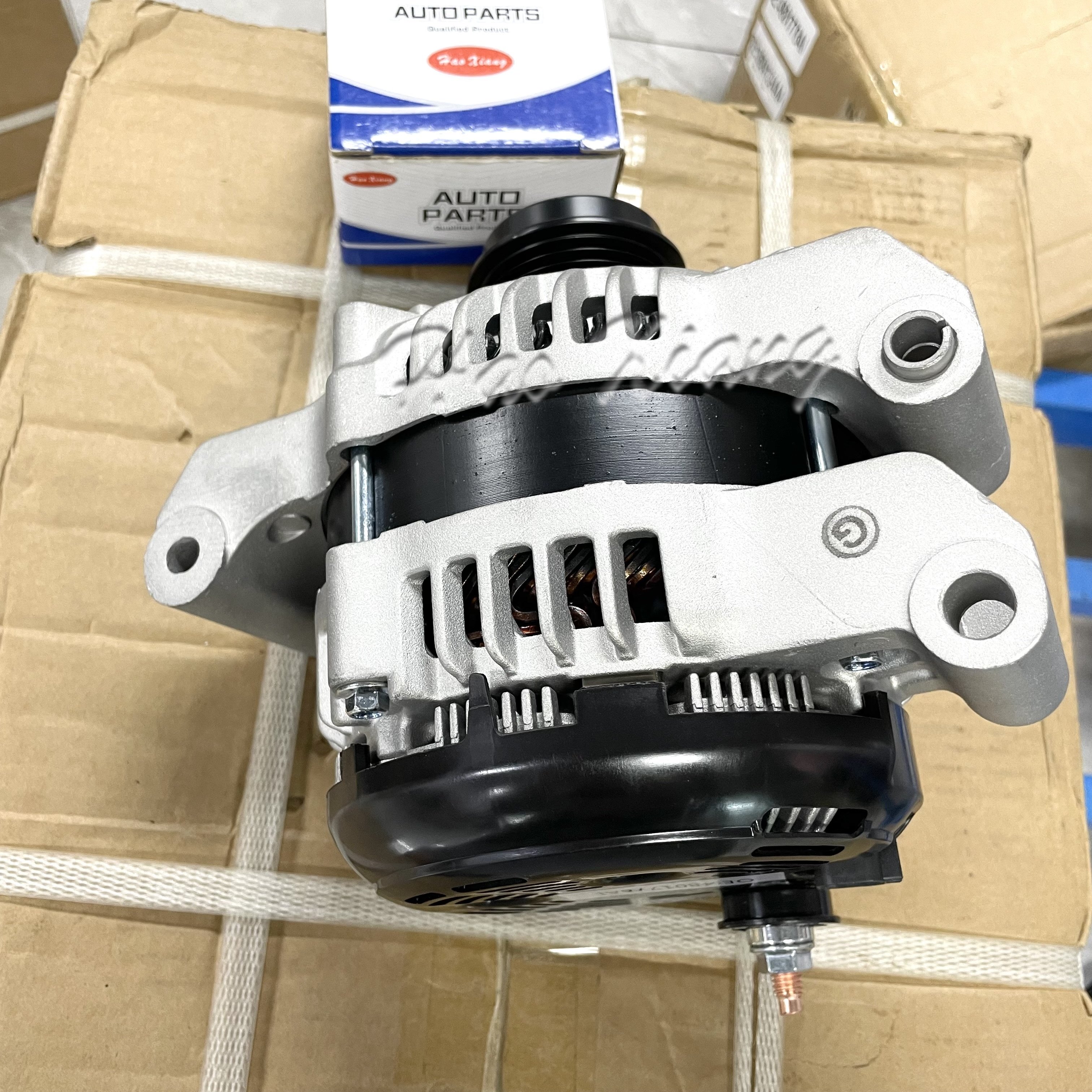 Haoxiang Good Quality Car Alternator Generator 4801778AI for Chrysler 300 Dodge Charger Challenger Grand Cherokee Durango 1500
