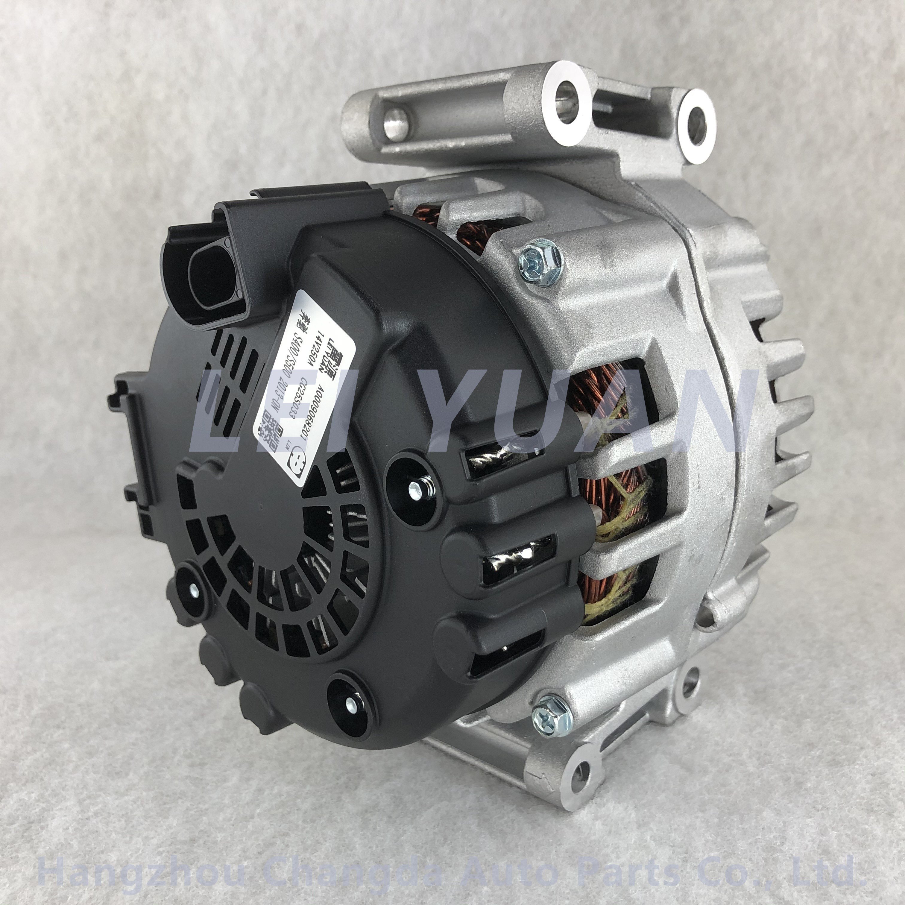 High Quality 12V Car Alternator New Condition for Mercedes Benz S-CLASS SPRINTER 0009068201 2618153 CG25S033 Alternator Parts