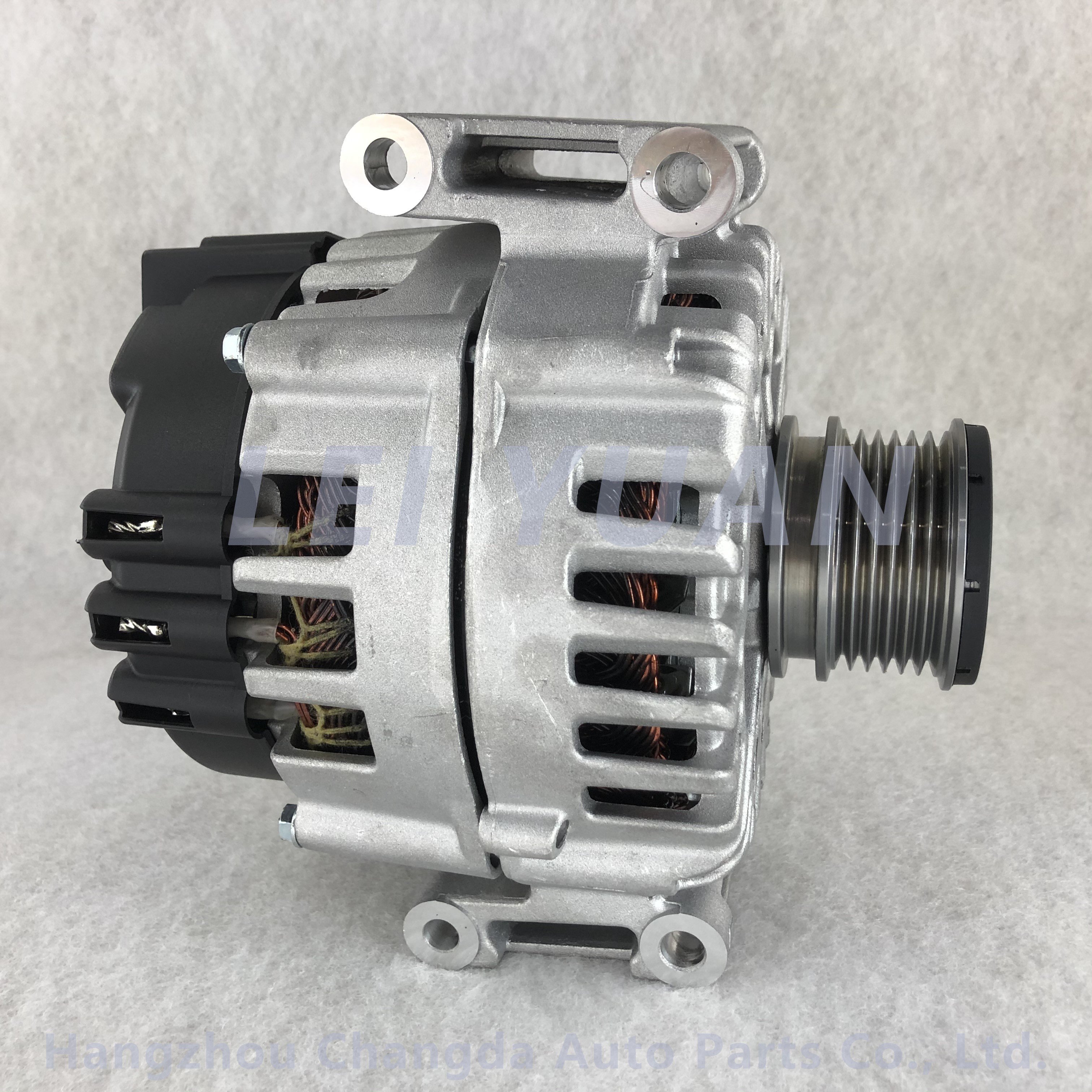 High Quality 12V Car Alternator New Condition for Mercedes Benz S-CLASS SPRINTER 0009068201 2618153 CG25S033 Alternator Parts