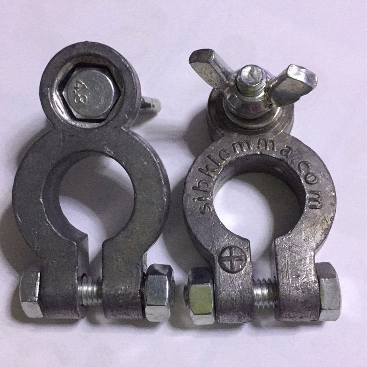 Chinese Factory Wholesale Car Battery Terminal Black and Red Battery Clip Connector Positive and Negative Poles