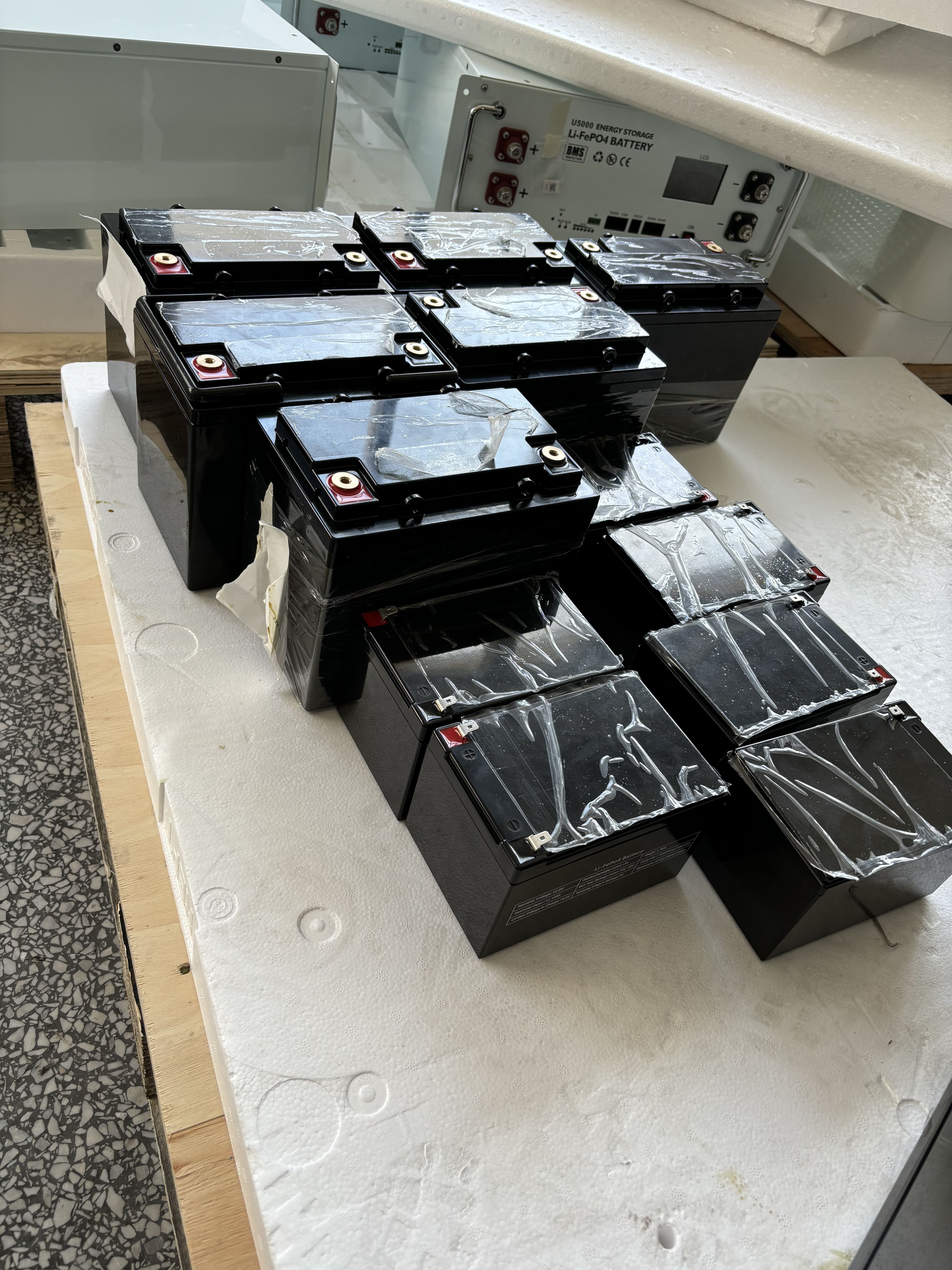 Customized 8-10 Year Industrial 12V 100Ah Home Energy Storage System Li-Ion Lifepo4 Cell Lithium Battery