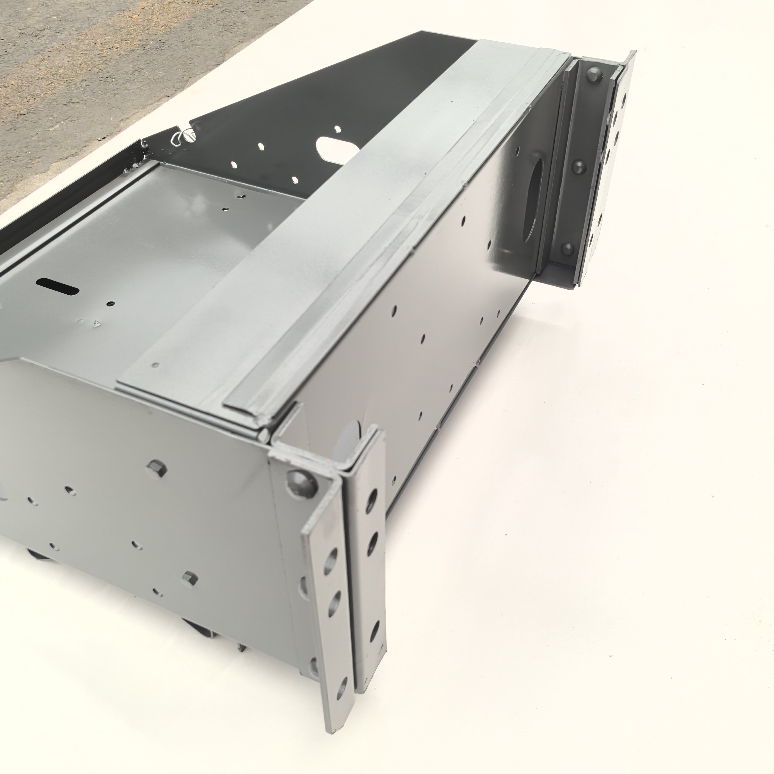 New Auto Parts Truck Battery Base Assembly for Cars Premium Quality Truck Battery Base Assembly