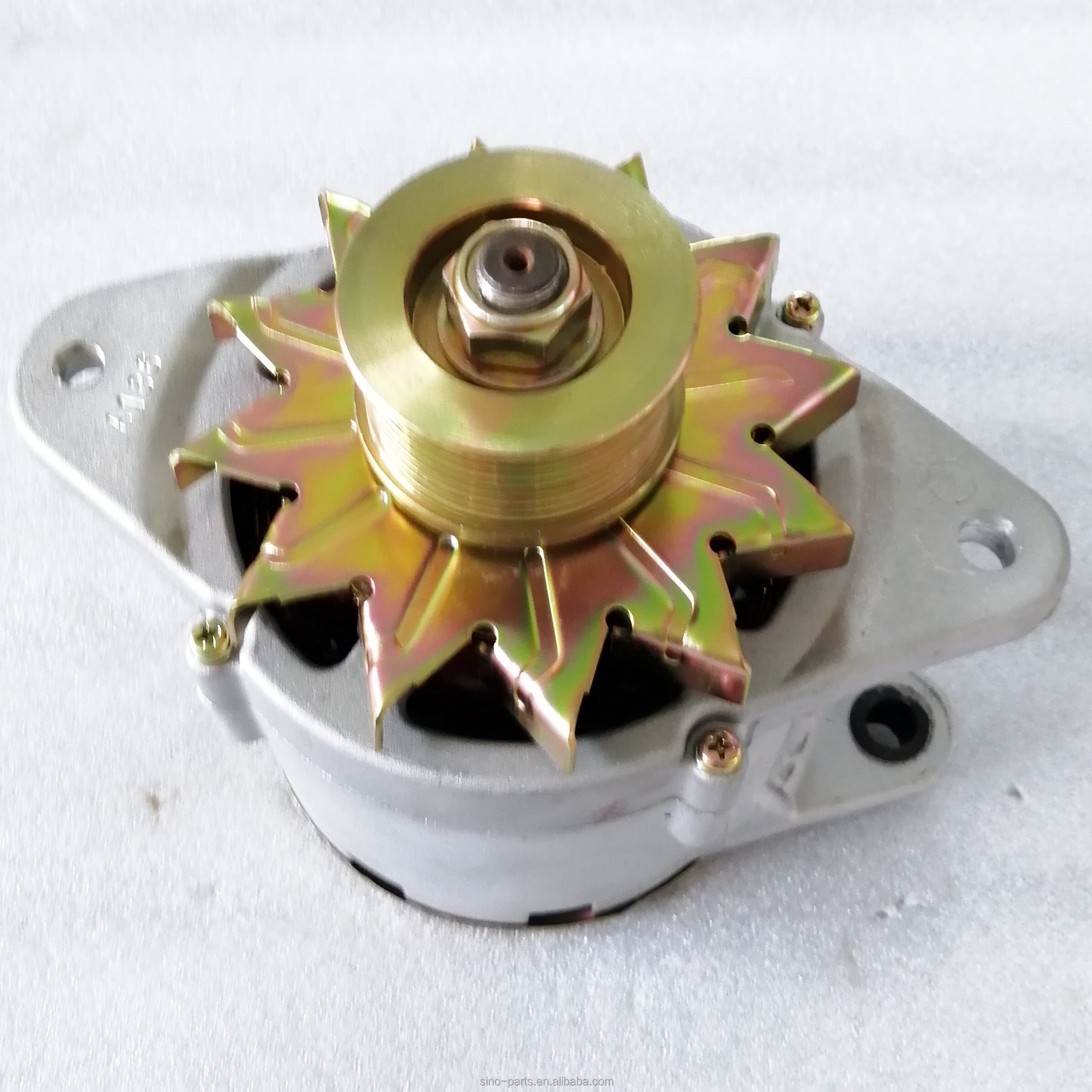 24V Alternator 24V 45A Alternator 6BT Engine Generator 4938600