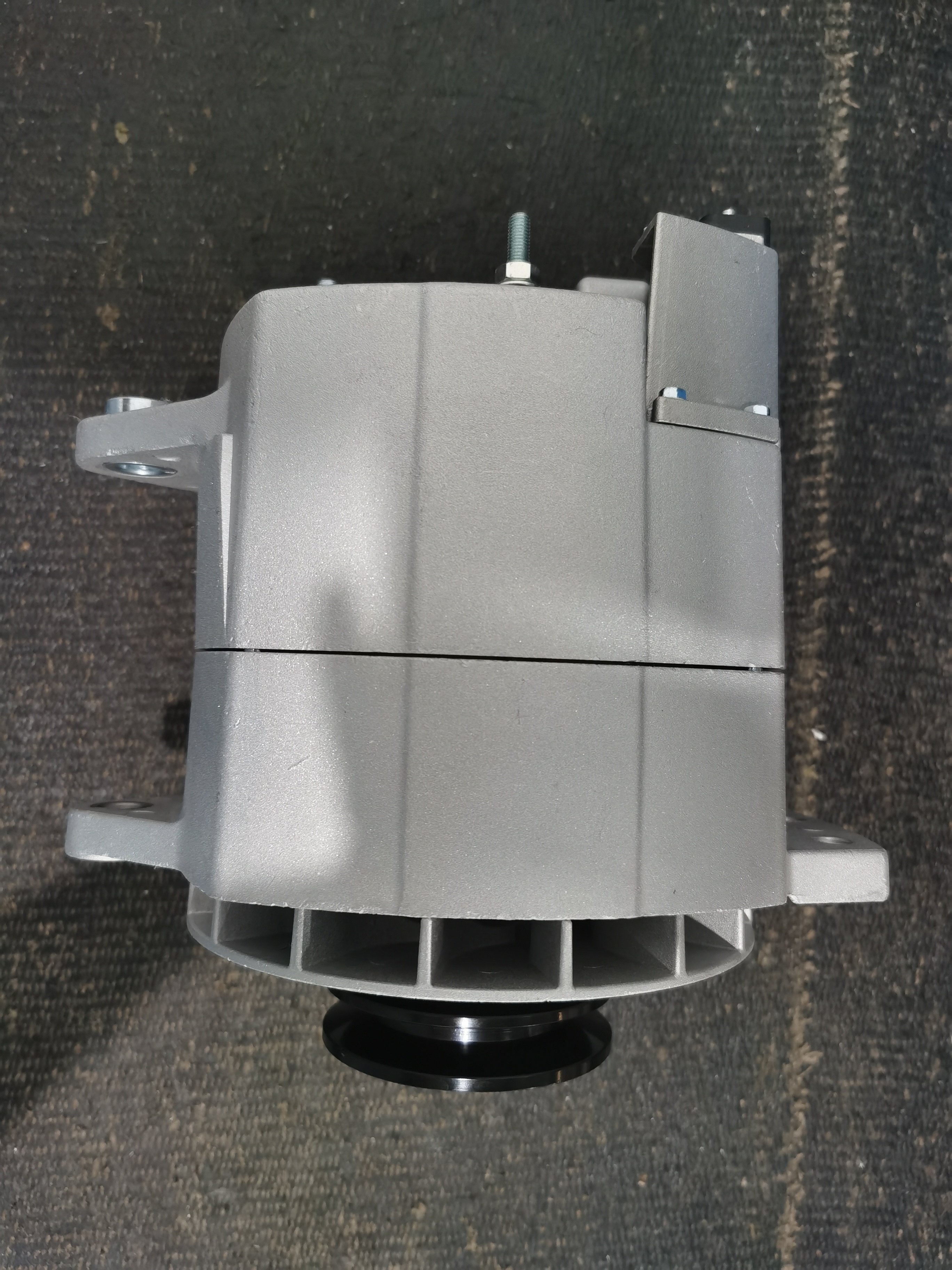 Low Cost High Quality Alternator Generator for Prestolite Leece-Neville 8SC3110VC 28V 24V 150A