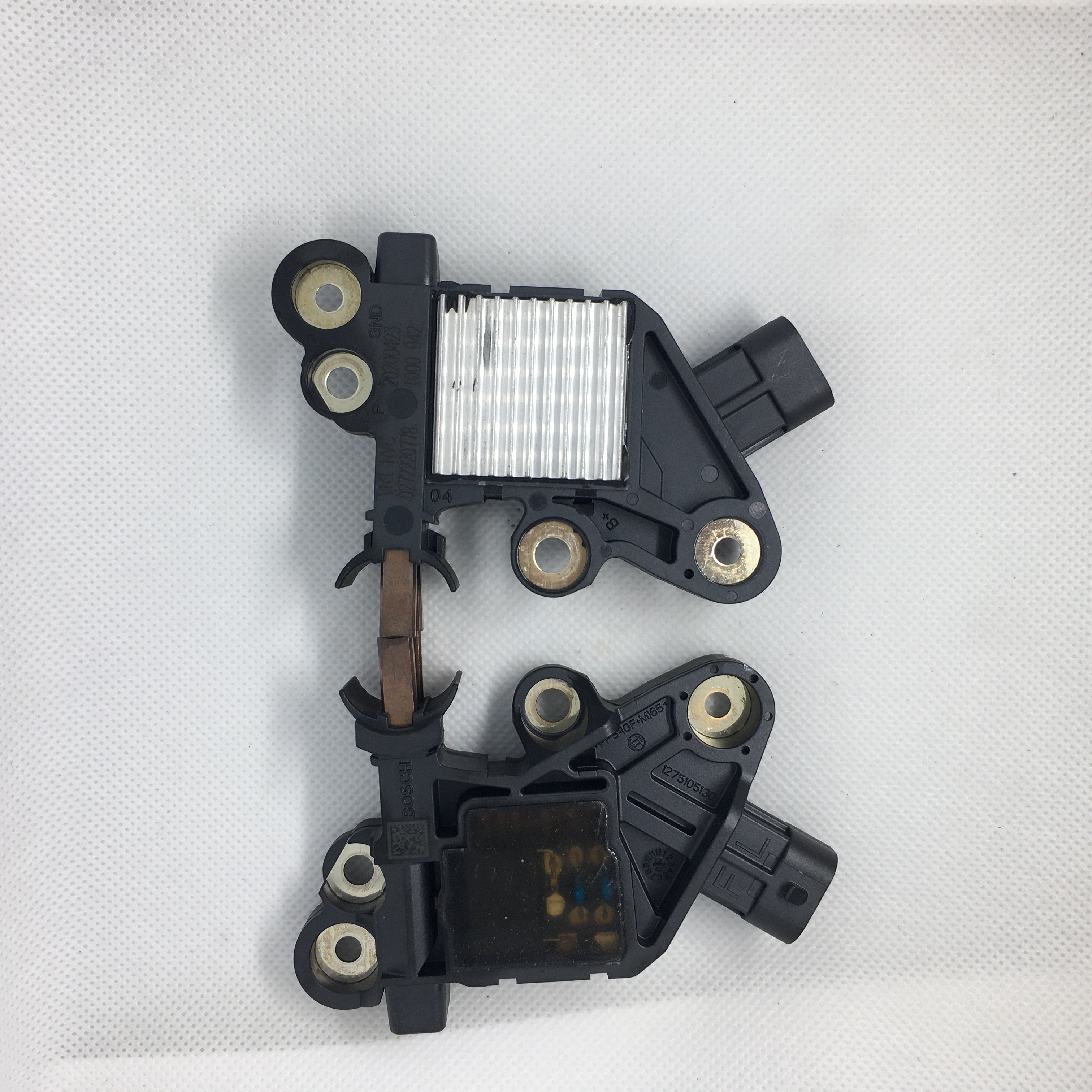 14V ORIGINAL REGULATOR 0 272220778 0272220778 VR1 VC ALTERNATOR PARTS for OPEL