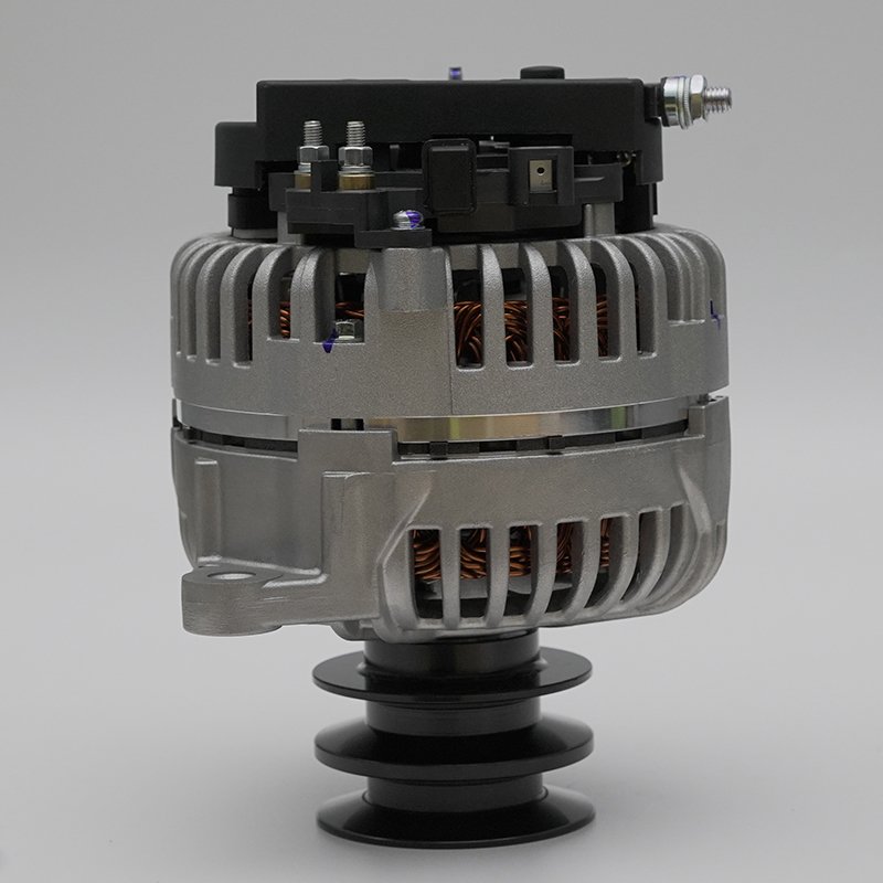 AVi144 2112-VPP 24V 110A Yuchai 4F Hot Selling Automobile Generator Premium Car Alternator Passenger Car Alternator Assembly