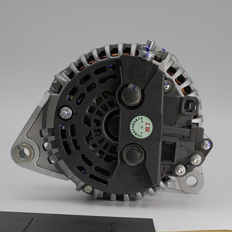 AVi144 2112-VPP 24V 110A Yuchai 4F Hot Selling Automobile Generator Premium Car Alternator Passenger Car Alternator Assembly