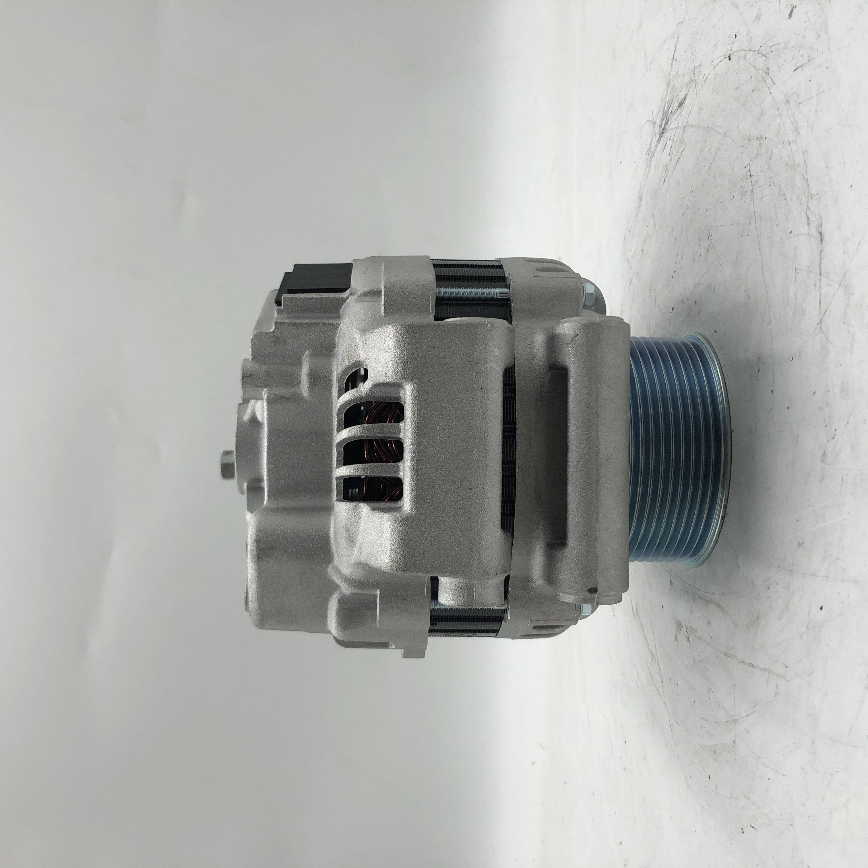 DX380-9C DX500-9C DC09 DC13 24V 100A ALTERNATOR CAL35617 CAL35629 CAL35629AS CAL35629ES CAL35629OS CAL35629RS 0570887 Factory Sales