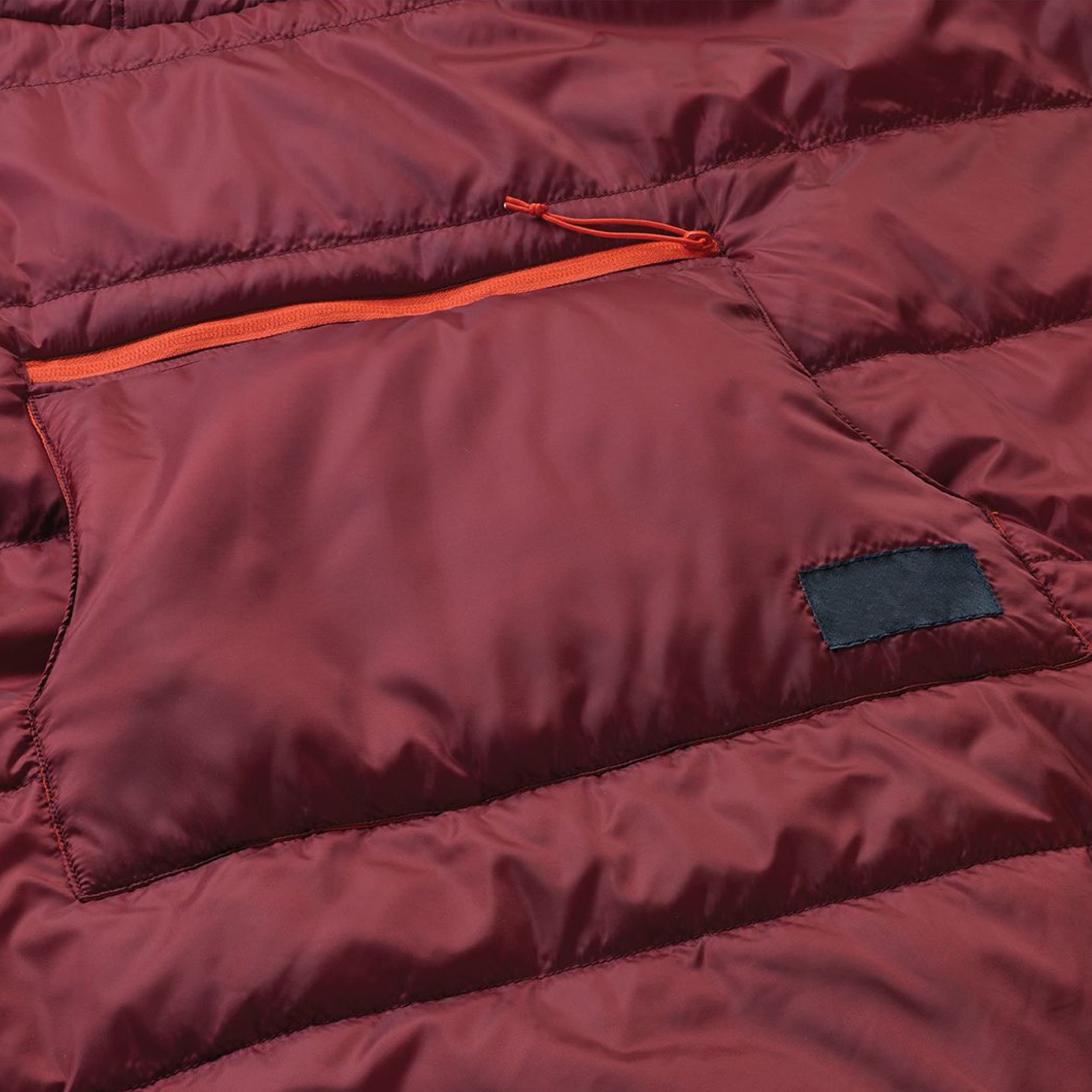 Outdoor Portable Stadium Packable Down Camping Wearable Hooded Poncho Puffy Blanket