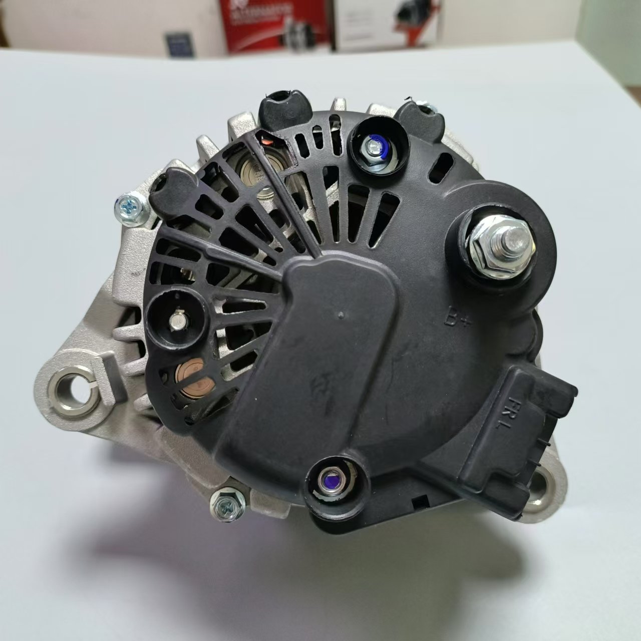 Hot Selling 12V 120A DRA0223 Alternator Assembly for New Hyundai/Kia/Volvo Cerato Car Alternator 37300-39435