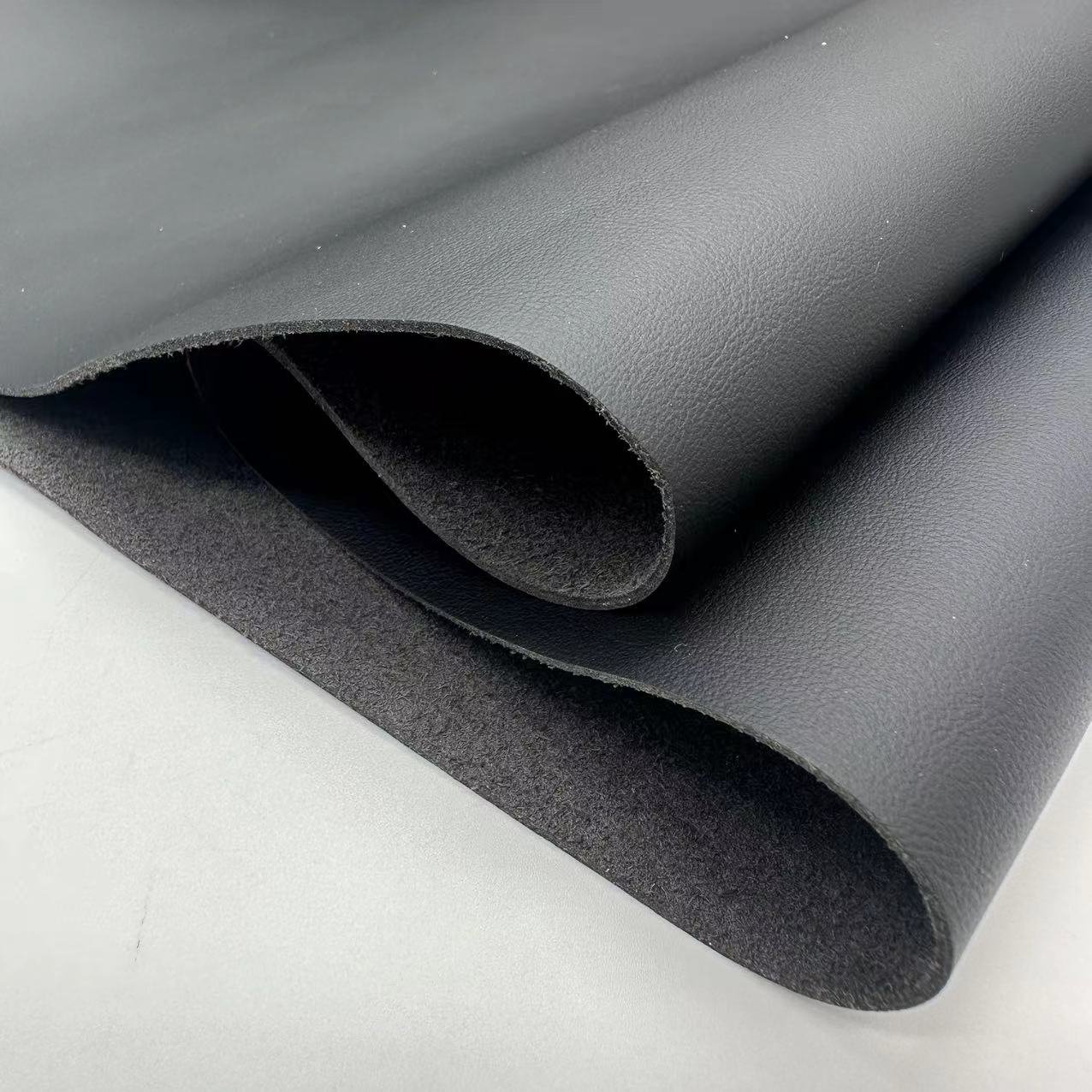 Napa Matt & Thick Microfiber Leather Eco-Friendly PU Artificial Leather for Car Sofa Similar to Genuine Leather for Bag Use