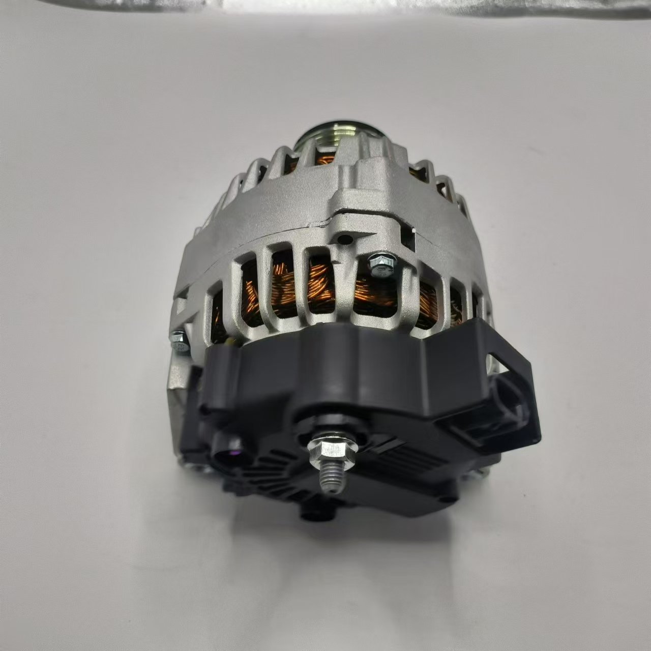 Wholesale 14V 110A Car Alternator 23100-EM01B 0986JR0816 Automobile Generator Car Alternator for Nissan LIVINA