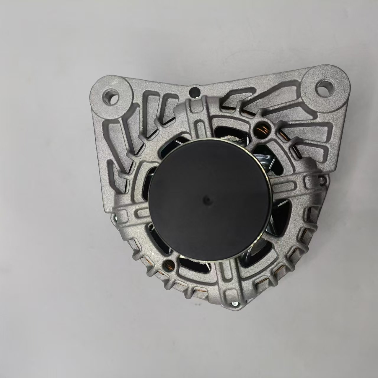 Wholesale 14V 110A Car Alternator 23100-EM01B 0986JR0816 Automobile Generator Car Alternator for Nissan LIVINA
