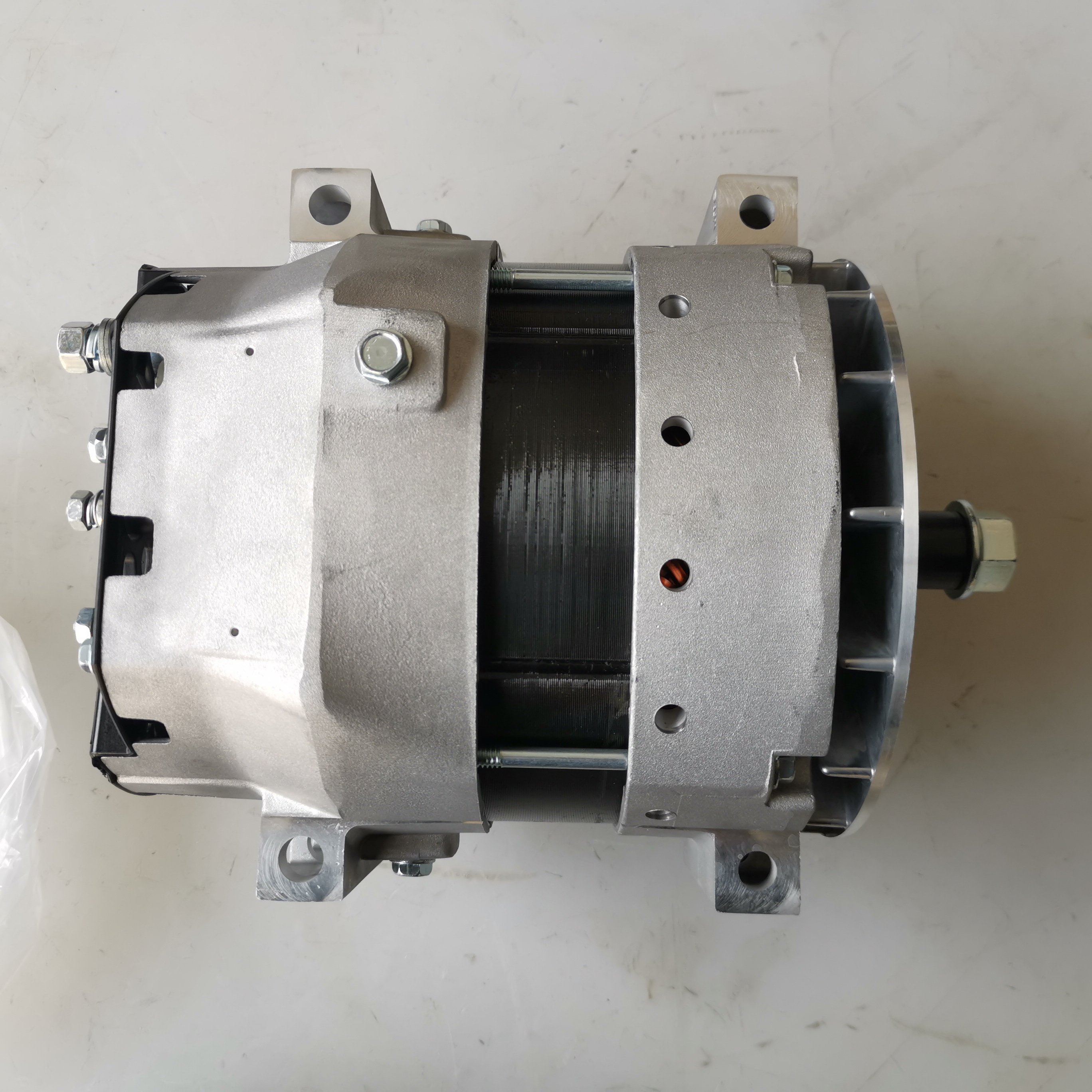 The Ac Generator Is Suitable for the Cummins Qst30 Large Mining Truck Generator Set in the United States/24V/250A