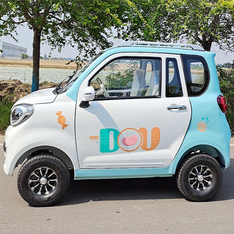 Export Eco Car 4 Wheels Pure Electric Car 60v105Ah 1000w for Adults Two-Wheel Drive 5 Seats Low Speed Mini Electric Battery Car