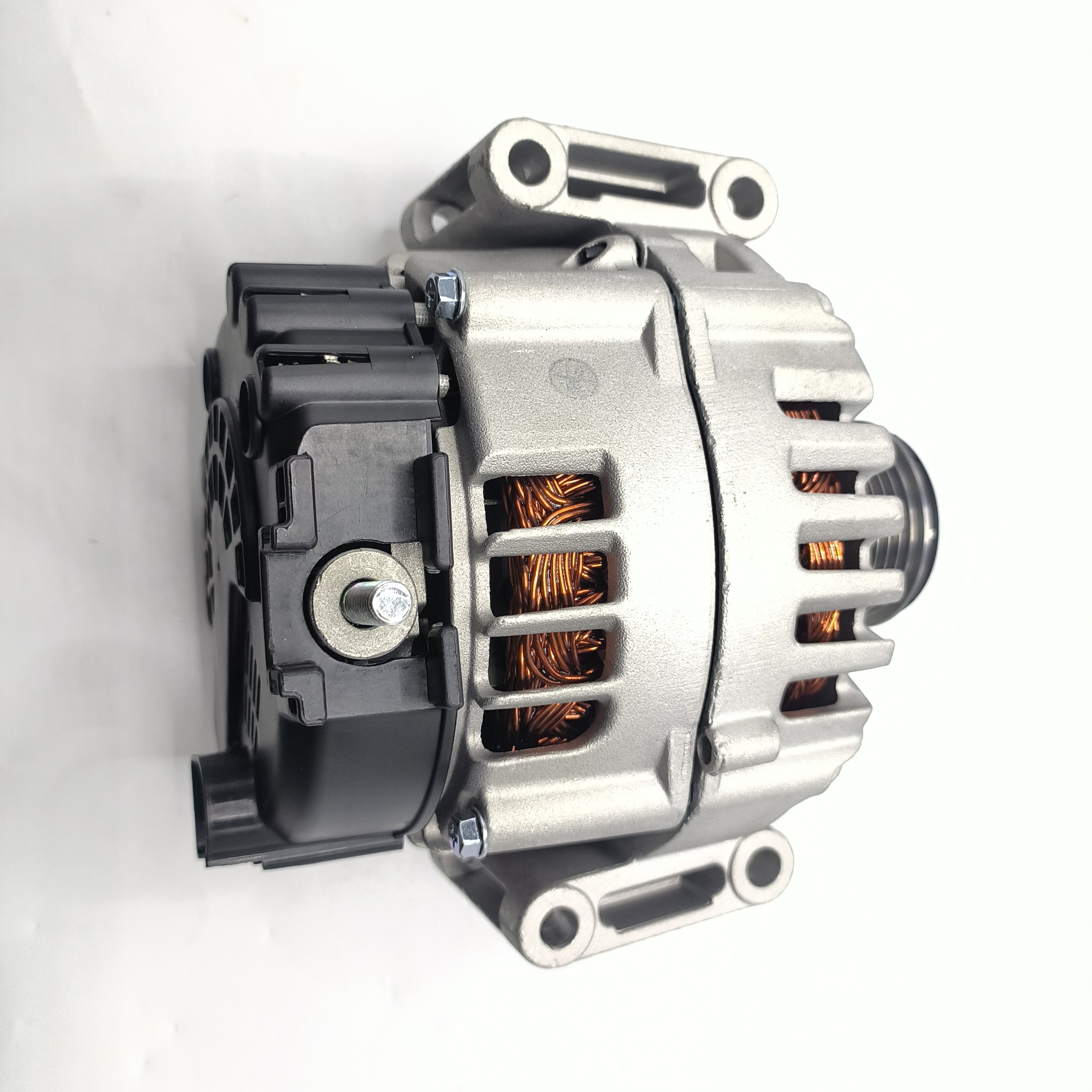 Wholesale Quality 12V 250A Car Alternator S400 S500 0009068201 Automobile Generator Alternator for Mercedes- Benz
