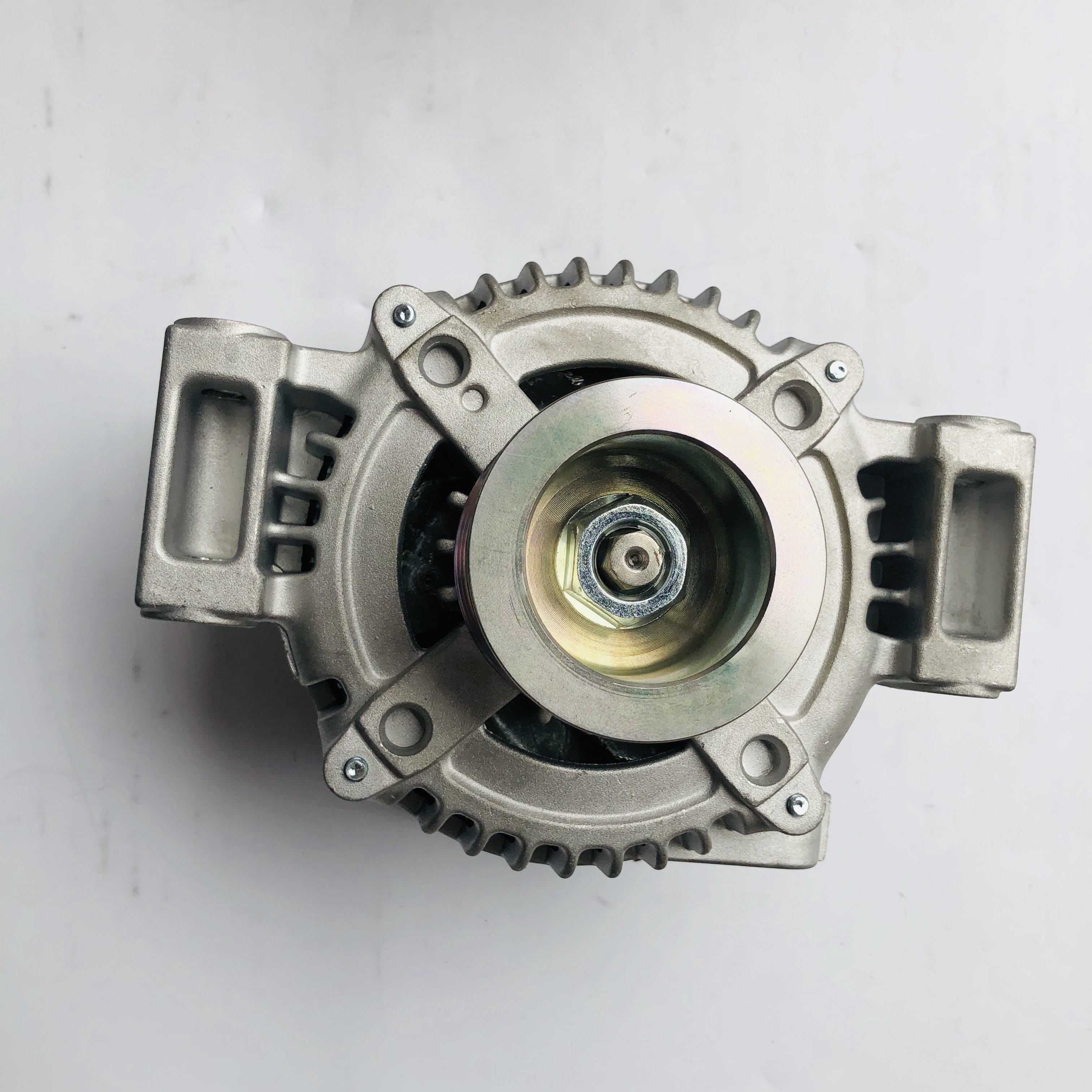 High Quality Car Spare Parts Alternator 12V 130A for Toyota Land Cruiser 1VD VDJ79 VDJ200 27060-51010