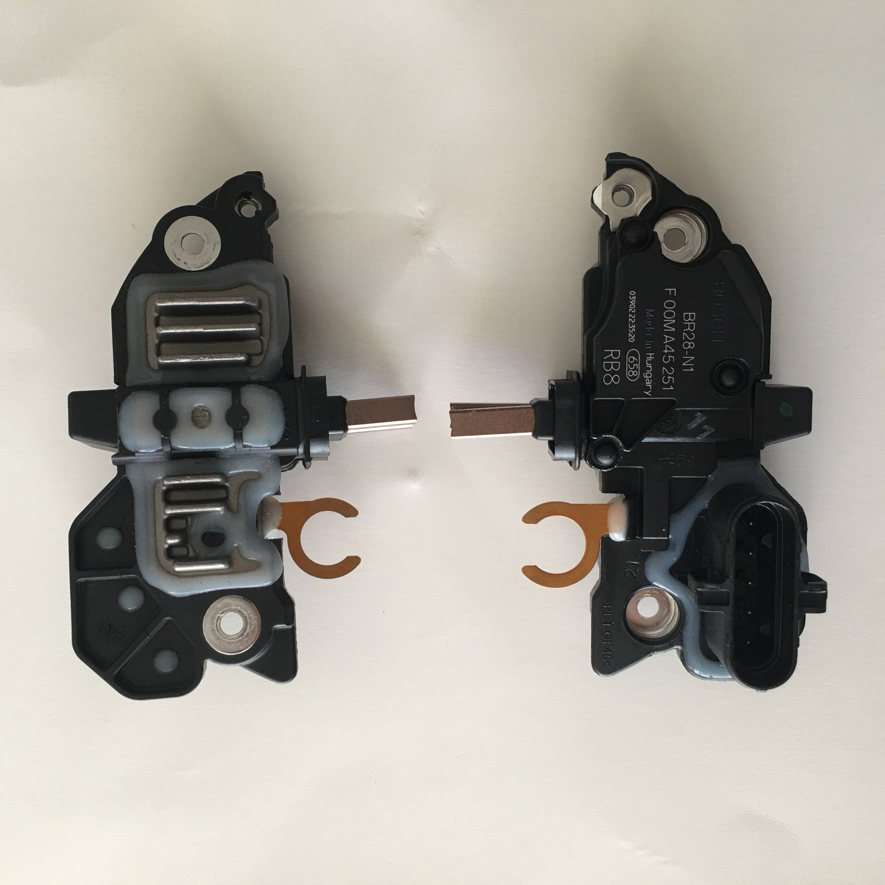 FOR IVECO EURO CARGO IV 150E.28 F4AFE611C ORIGINAL REGULATOR TRUCKS CARGO ALTERNATOR PARTS VOLTAGE F00MA45251 2123080 42577868