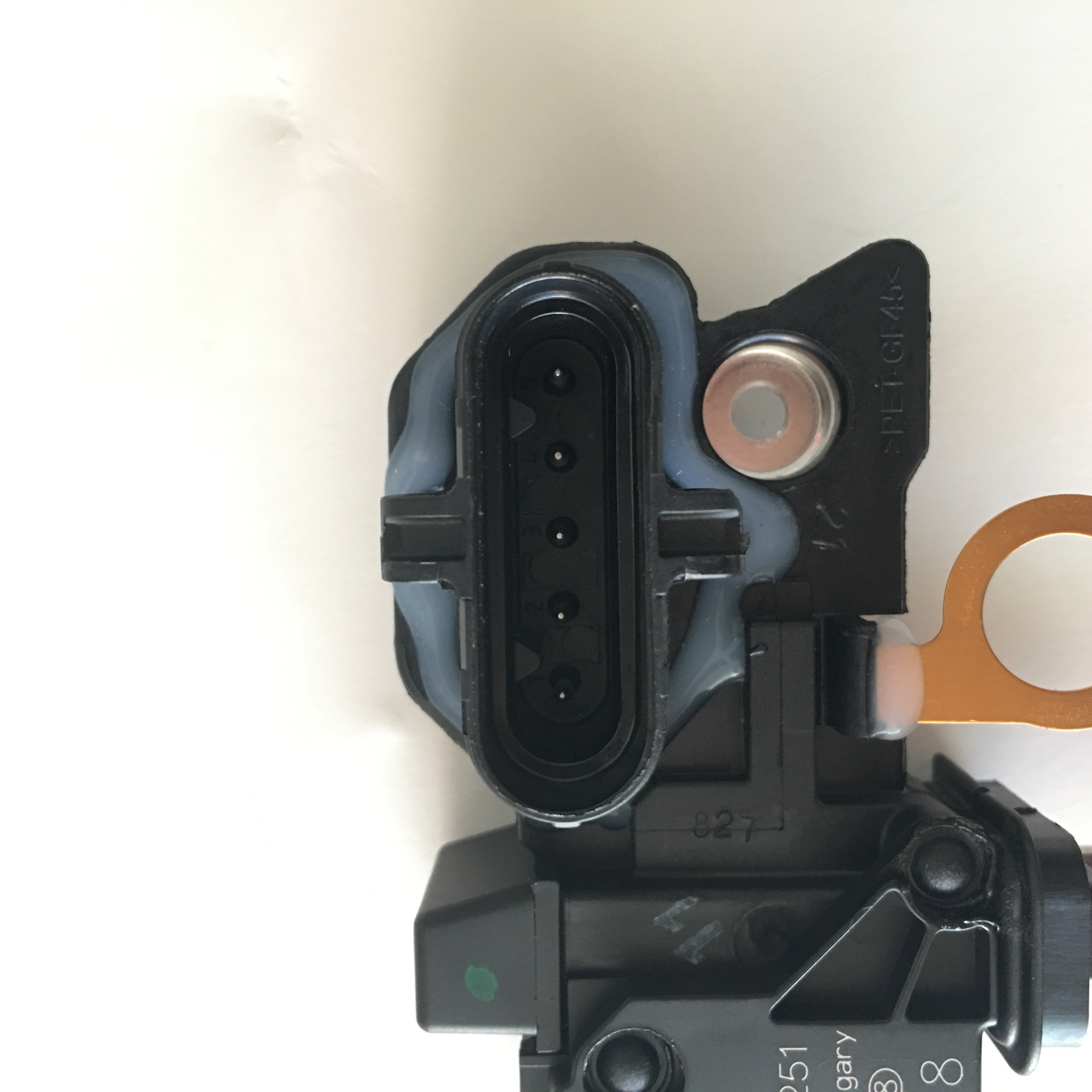 FOR IVECO EURO CARGO IV 150E.28 F4AFE611C ORIGINAL REGULATOR TRUCKS CARGO ALTERNATOR PARTS VOLTAGE F00MA45251 2123080 42577868