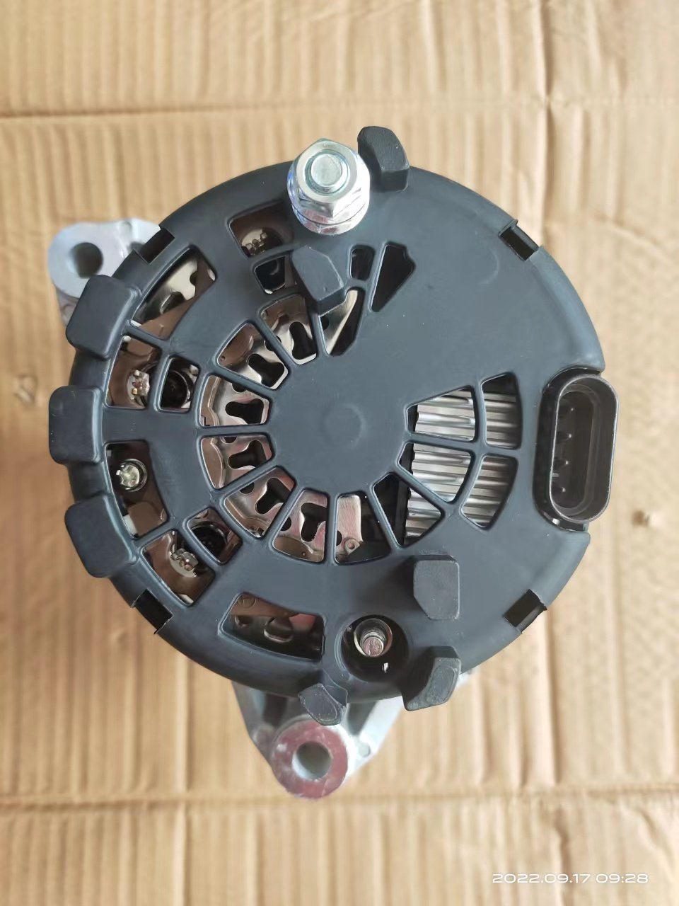 Ssangyong Auto Parts NewKorando C MB100 XLV Chairman Stavic Diesel Engine Alternator Assembly MB140 Alternator