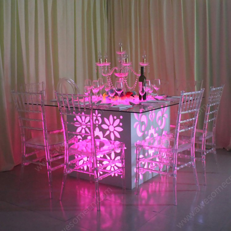 Dining Table Circle / Circular Event Wedding Table