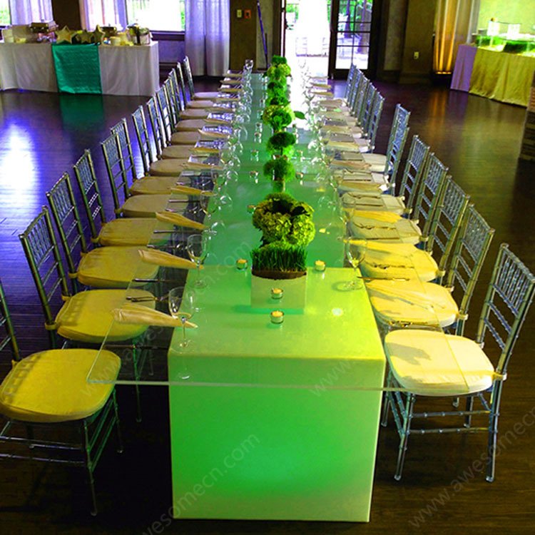 Dining Table Circle / Circular Event Wedding Table