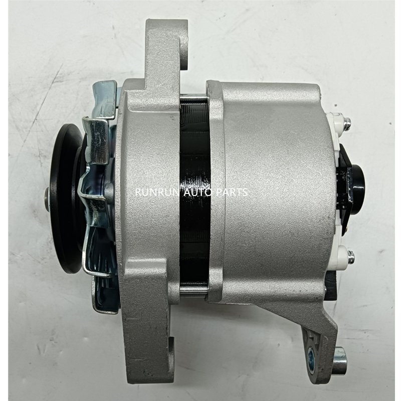 Stock 12V 33A Auto Car Alternator for FIAT 127 1.0 Sport 0120339516 0120339515 0120300528 63300900