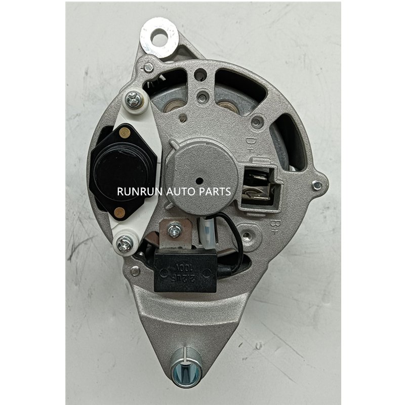 Stock 12V 33A Auto Car Alternator for FIAT 127 1.0 Sport 0120339516 0120339515 0120300528 63300900