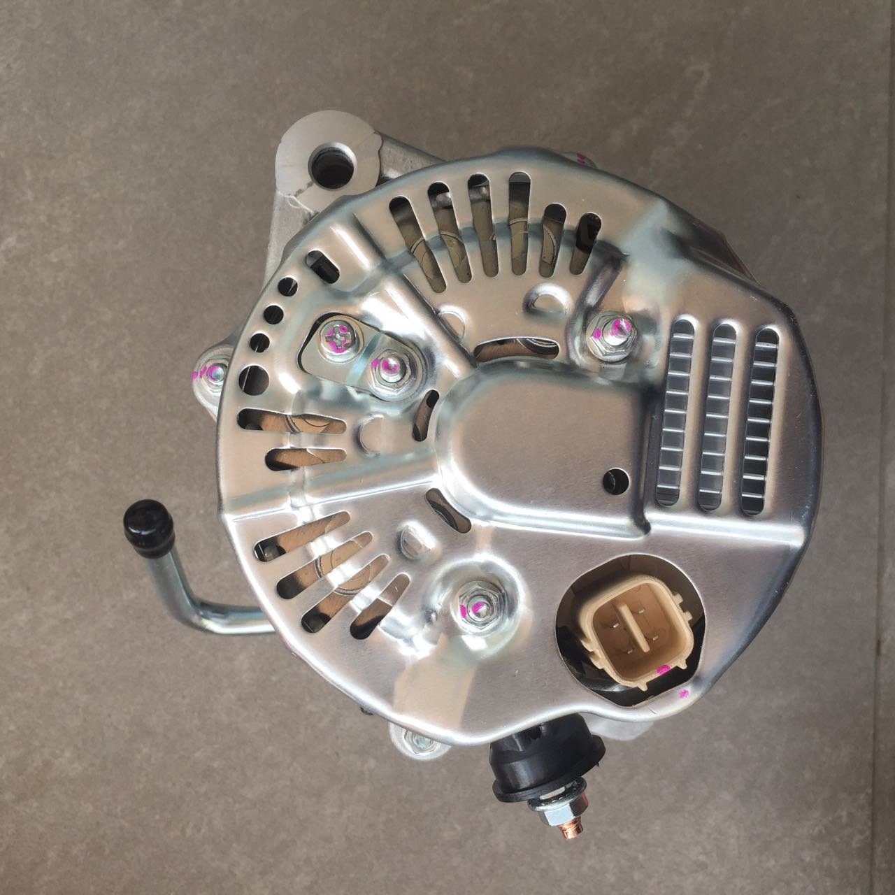 Best Price Car Alternator for Hiace 5L OEM 27040-54670