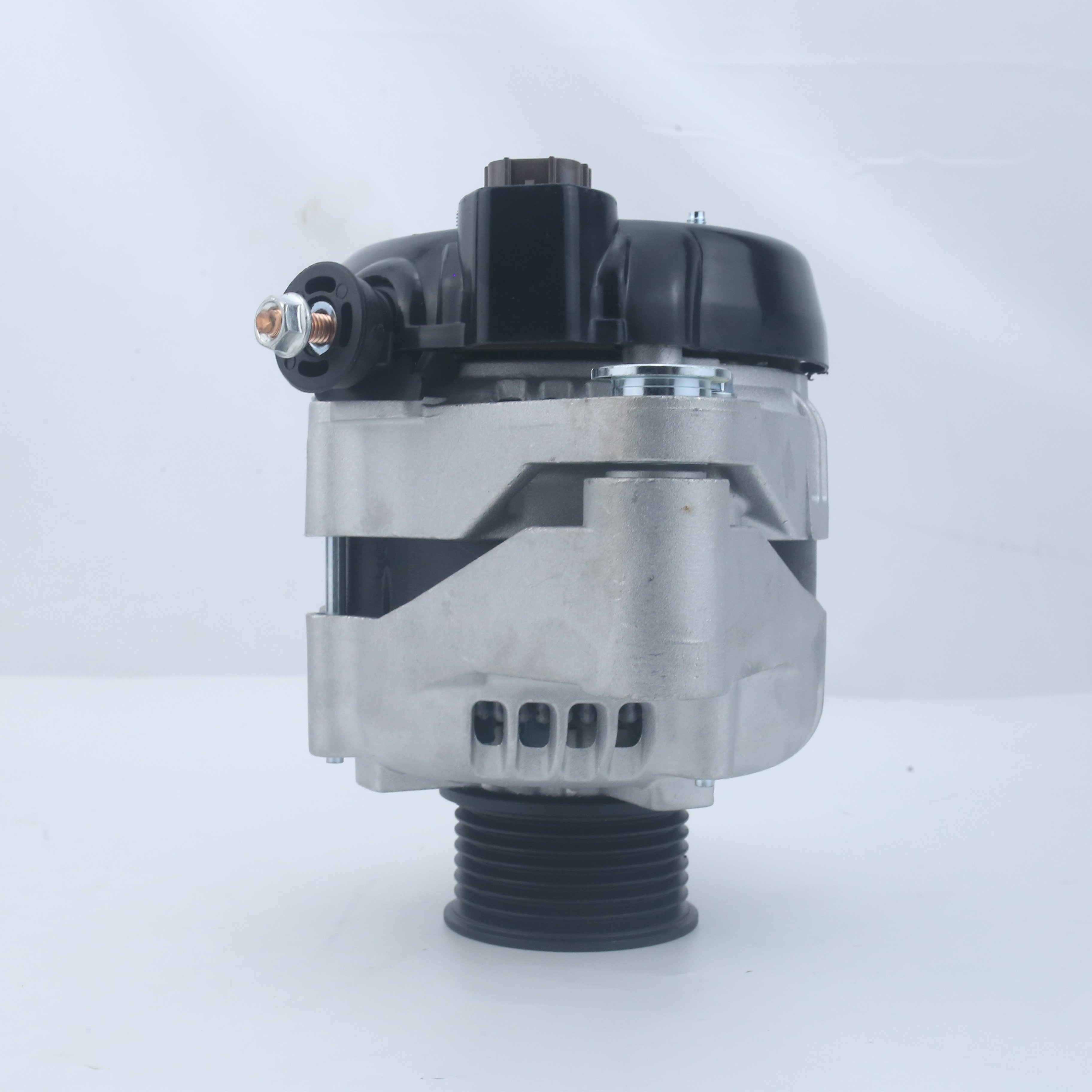 New 12 V Auto Engine Parts Alternator 1KD 2KD 27060-0L020 Car Alternator Assembly 270600L040 Fit for Toyota SUPRA A8