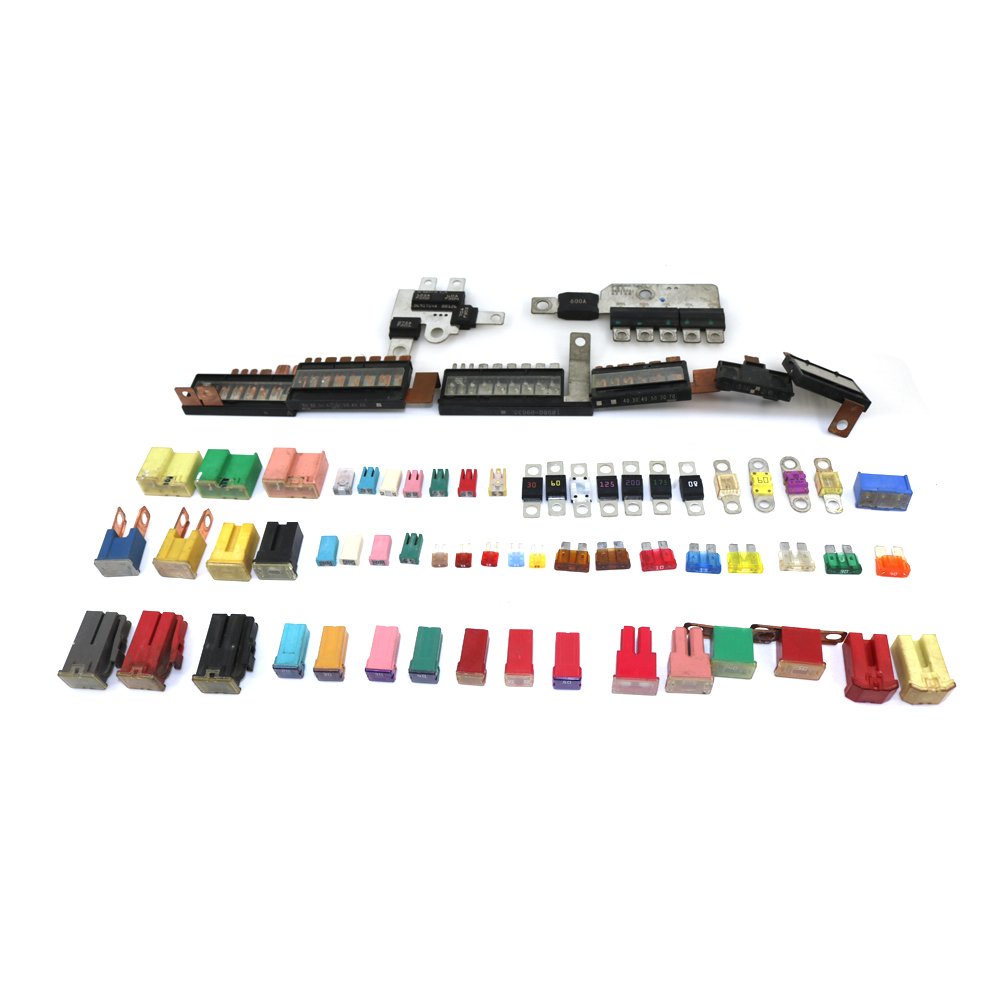 Manufacturer Link Battery Tap Waterproof Marine 125A Car Blade Film Sleeves 12V Block Automotive Relay Holder Auto Fuse Box