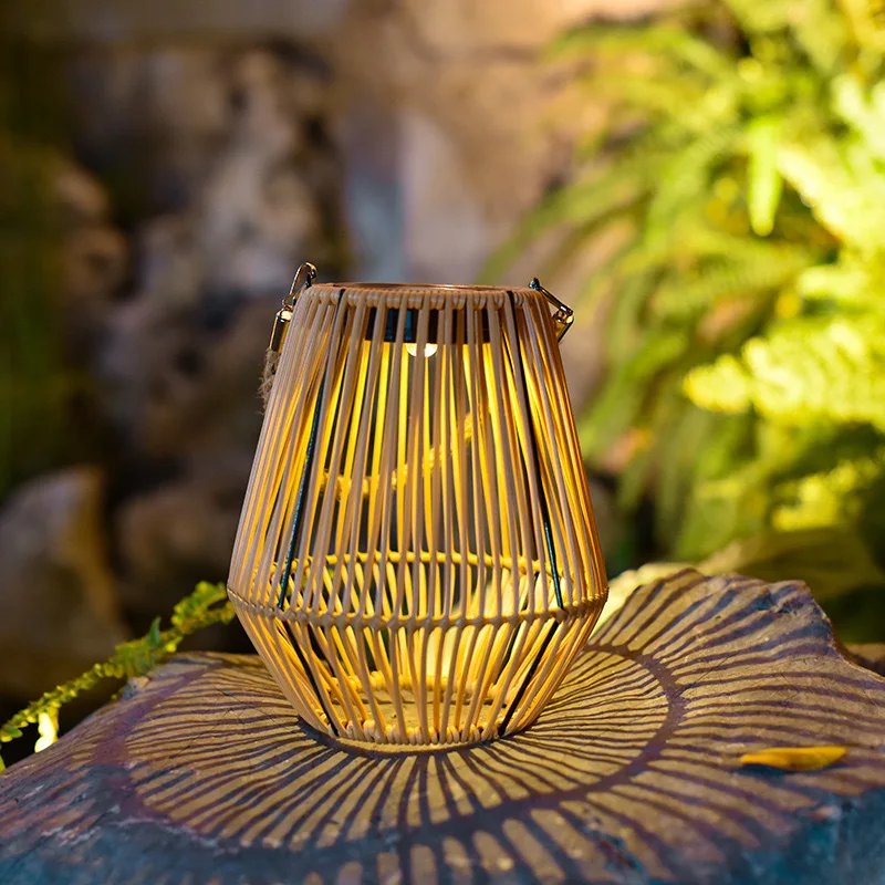 Outdoor Solar Rattan Lantern Courtyard Balcony Garden Decoration Candle Lights Creative Atmosphere Chandelier Garden Solar Lamp