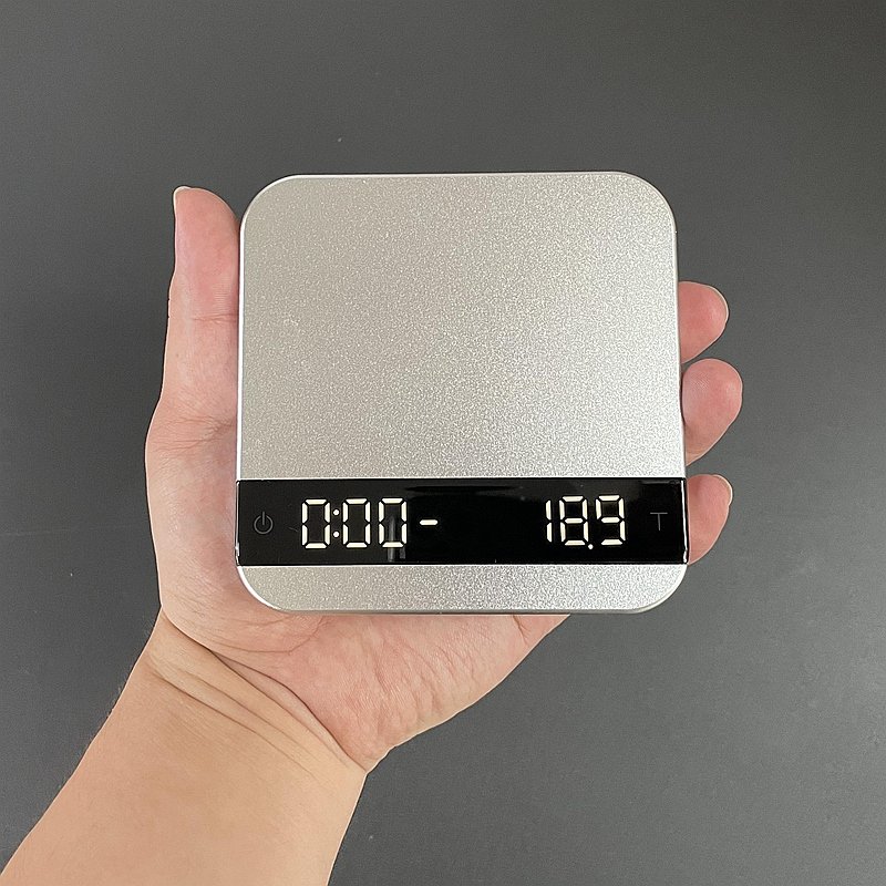 Small Mini Ultrathin 2022 USB Espresso 2000g 0.1g Digital Automatic Drip Coffee Weighing Balance Scale for Coffee OEM